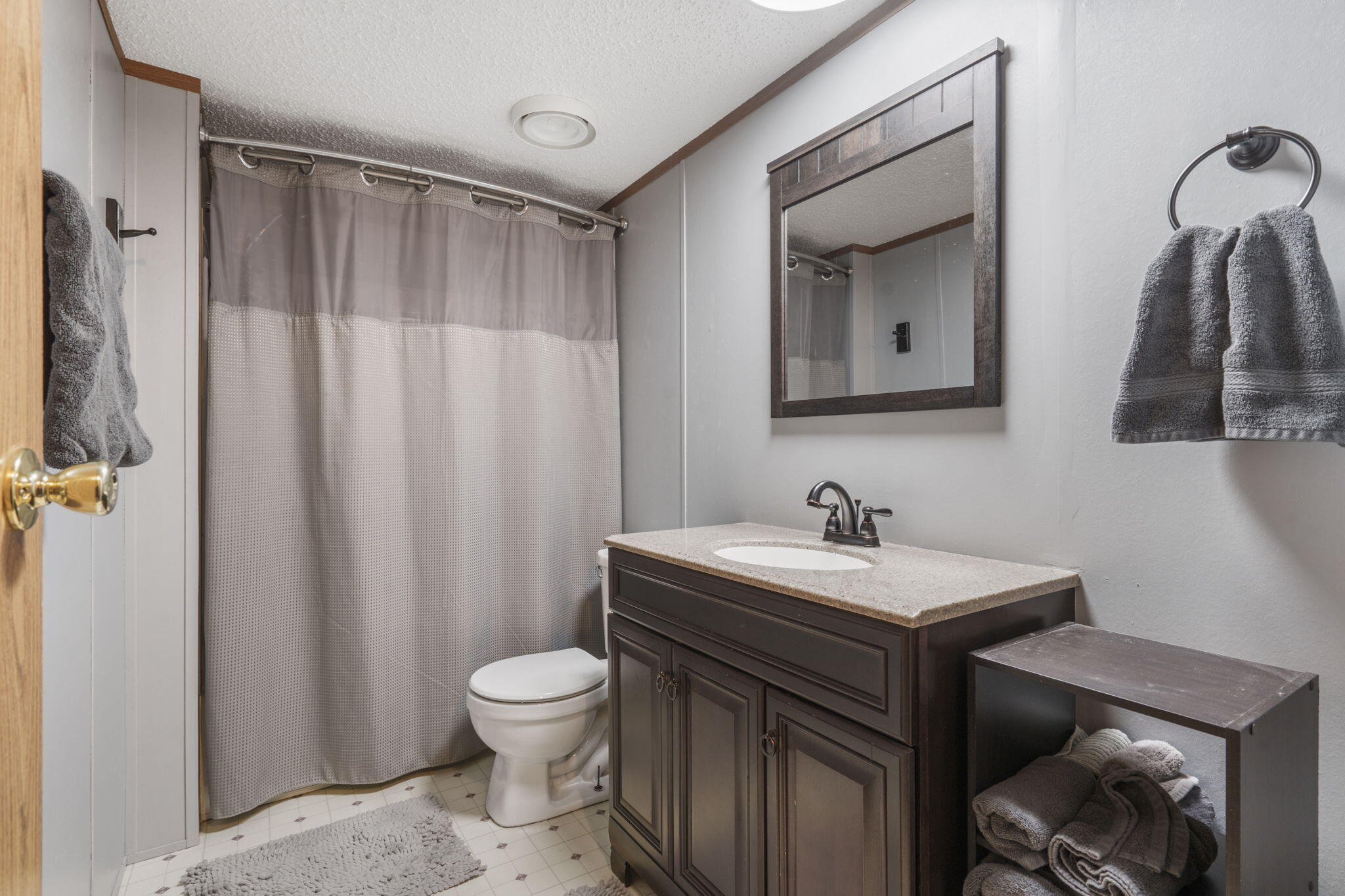 24338 Private Road 2197 Property Photo 20