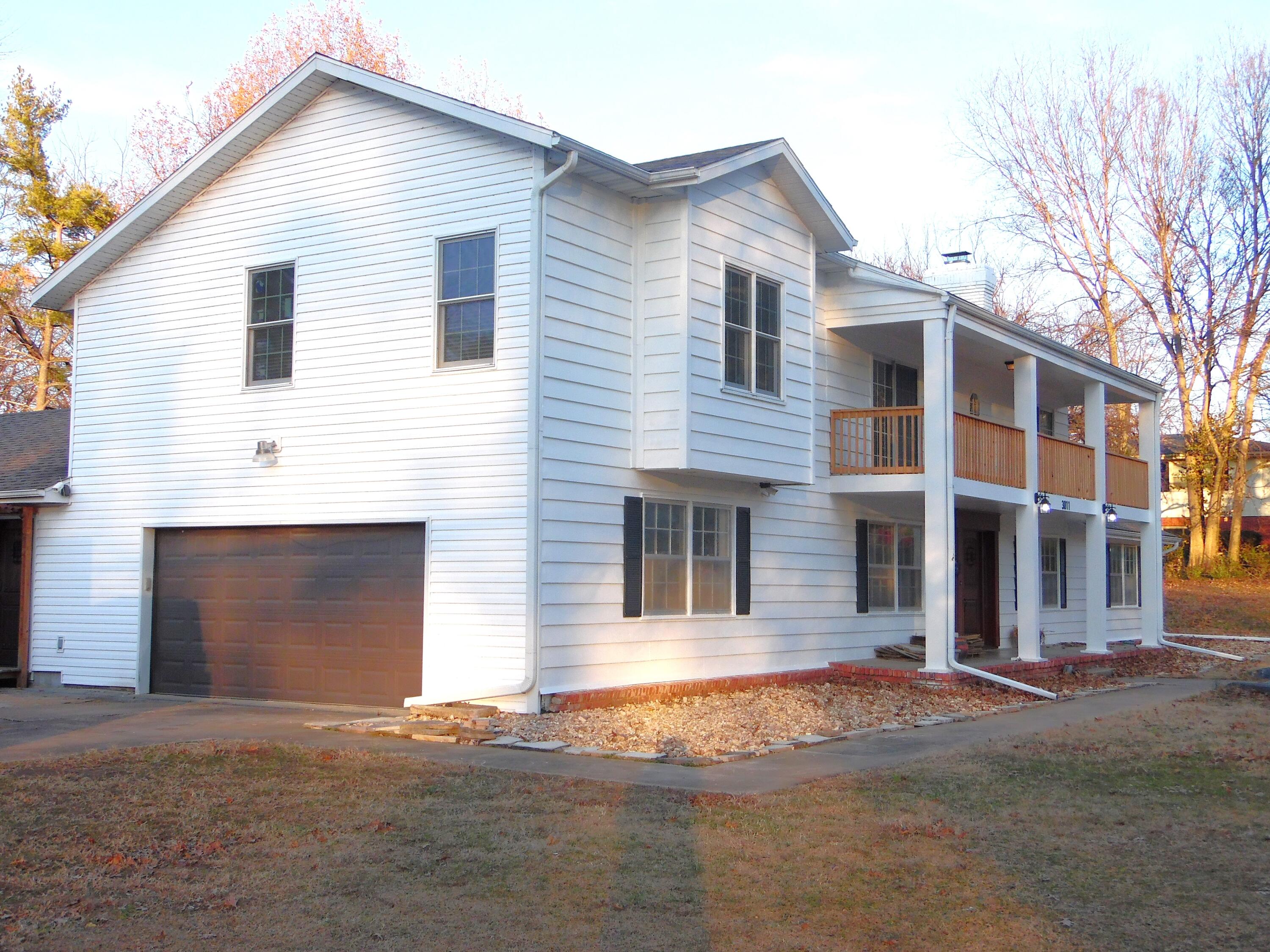 3011 East Lamonta Drive Property Photo 1