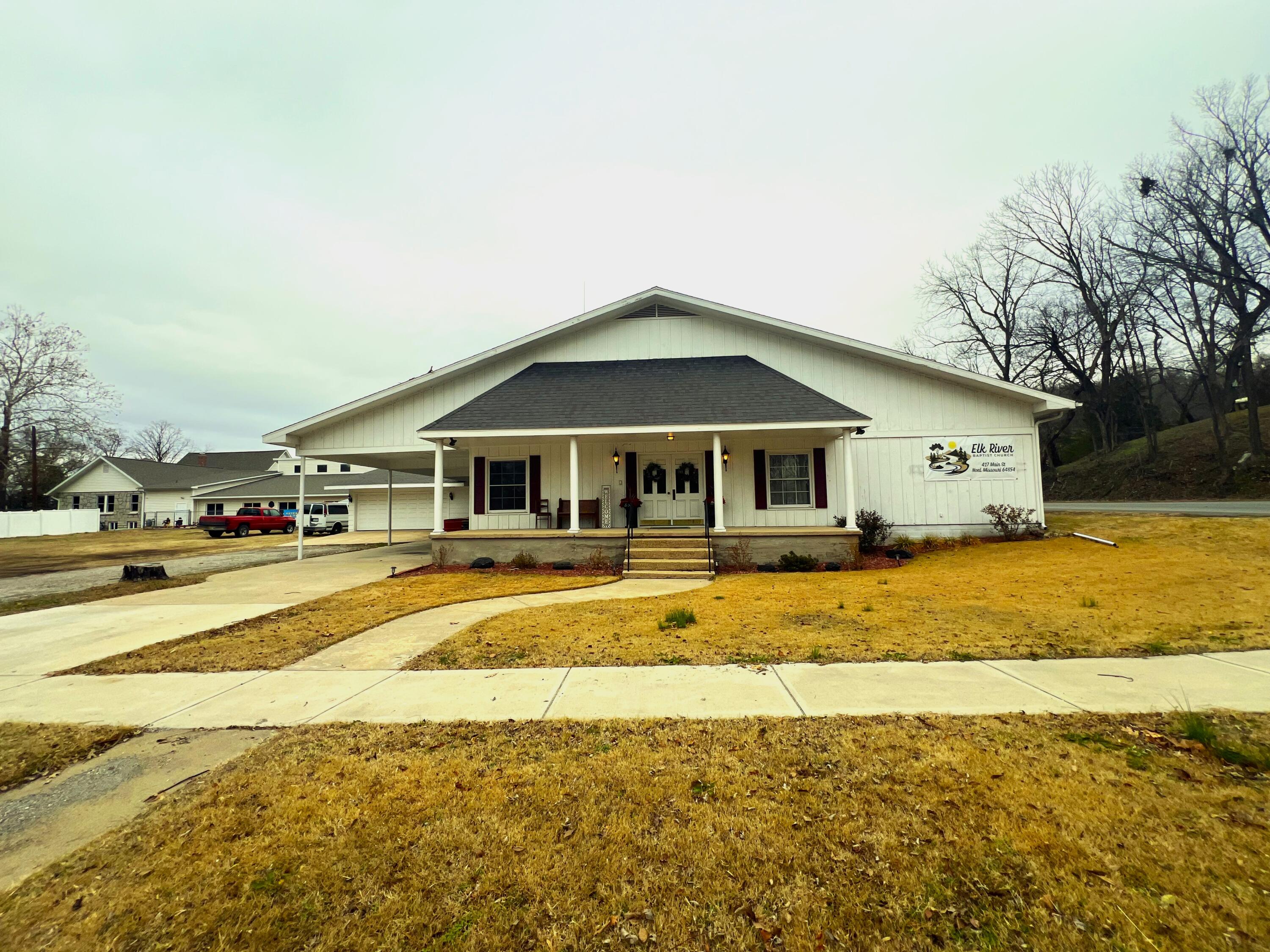 417 Main Street Property Photo