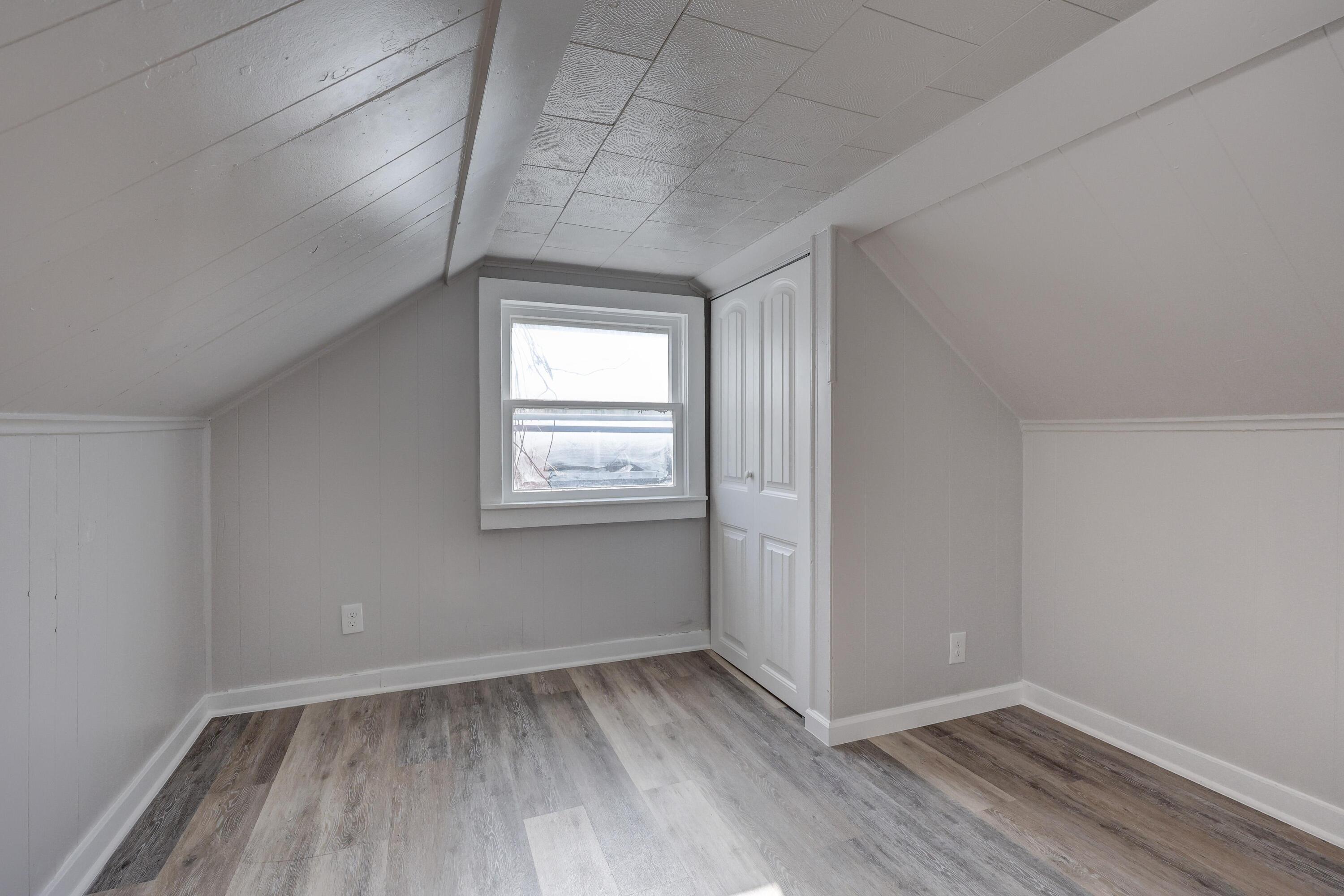 721 Indiana Avenue Property Photo 22