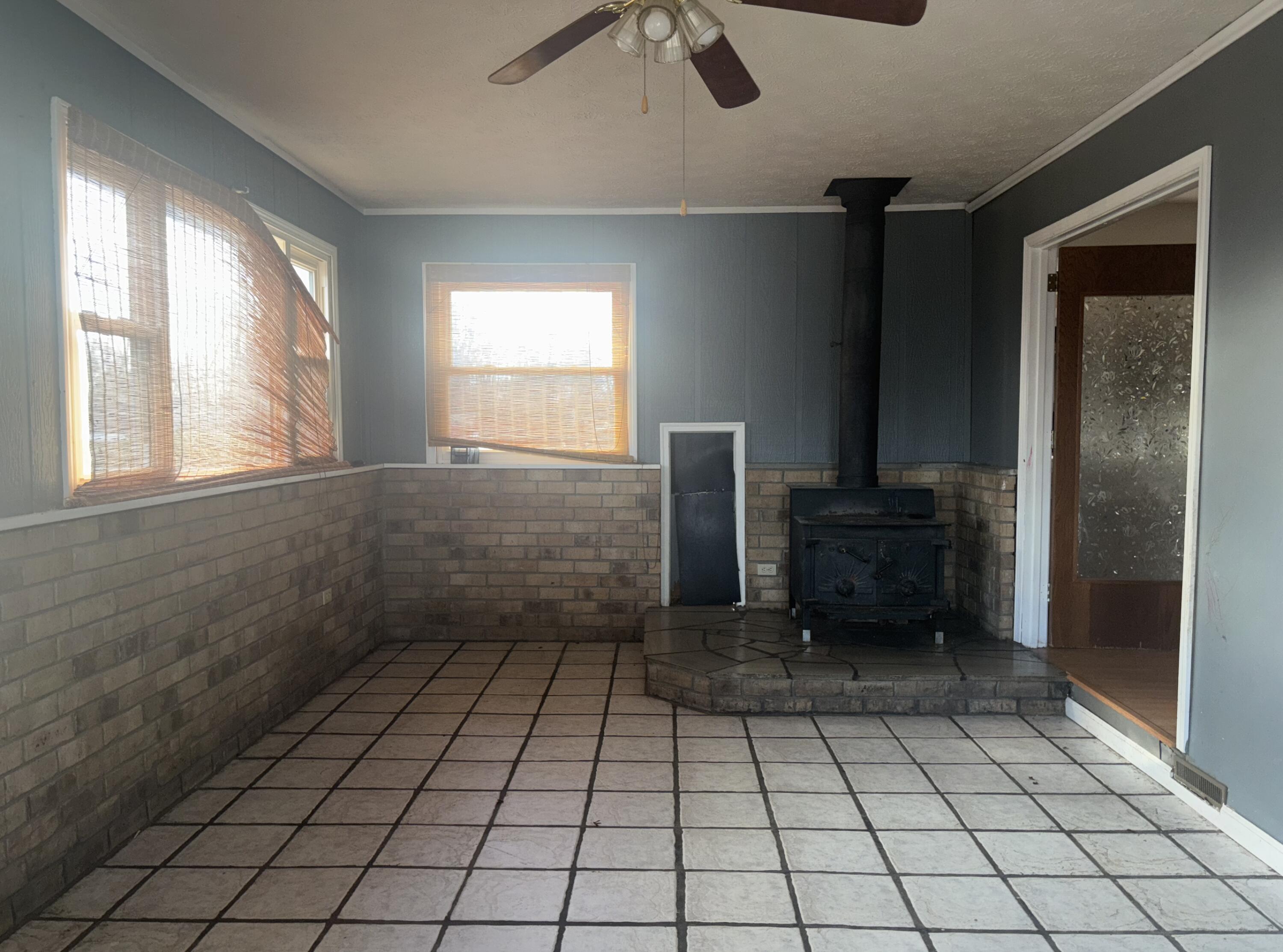 6830 West Lone Oak Street Property Photo 8