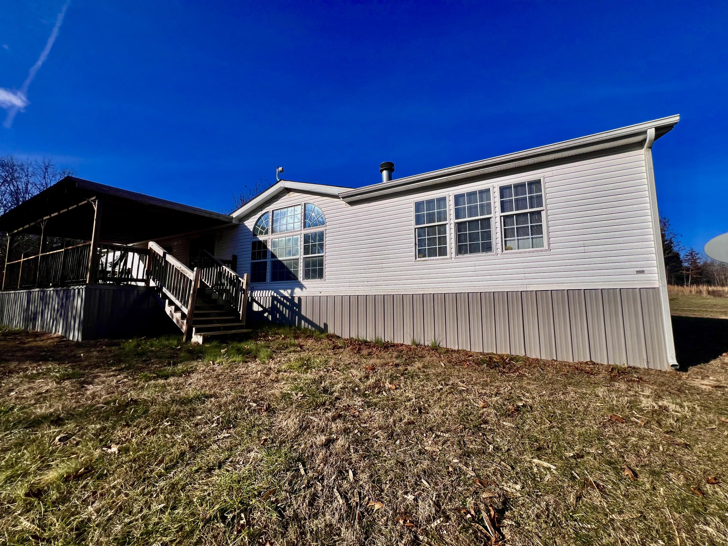 1656 County Road 6460 Property Photo 3