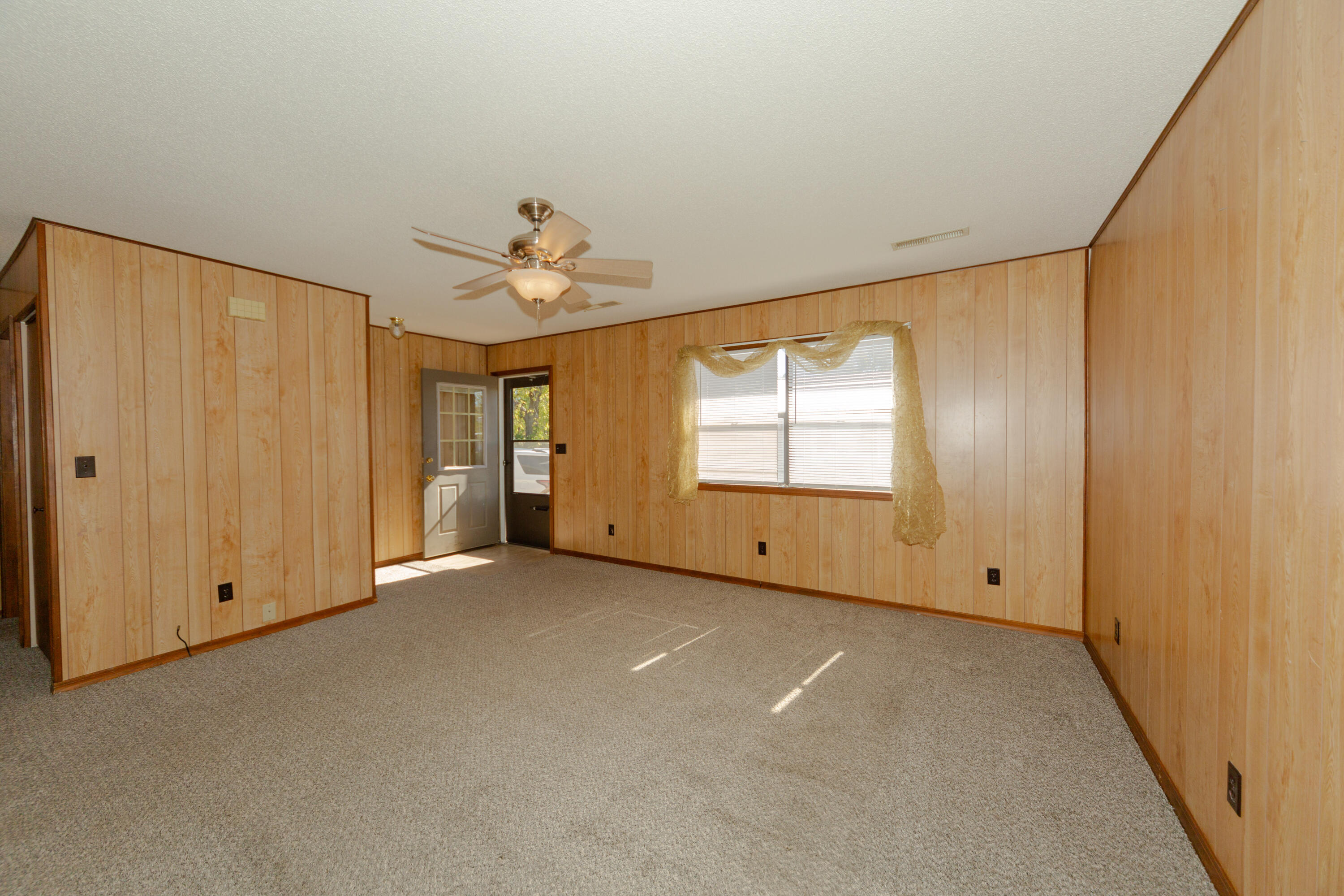 103 & 105 Martin Street Property Photo 6