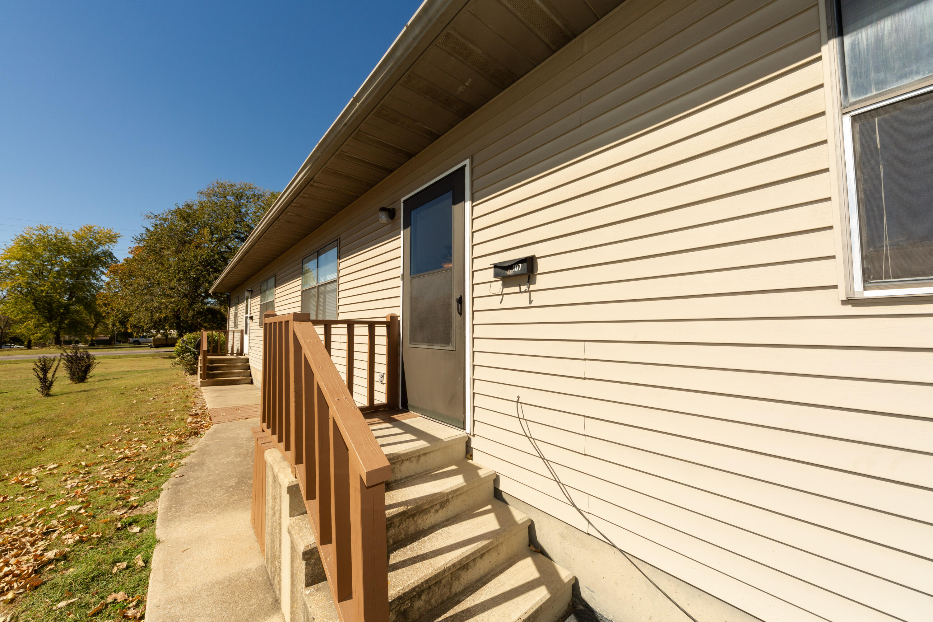 103 & 105 Martin Street Property Photo 24