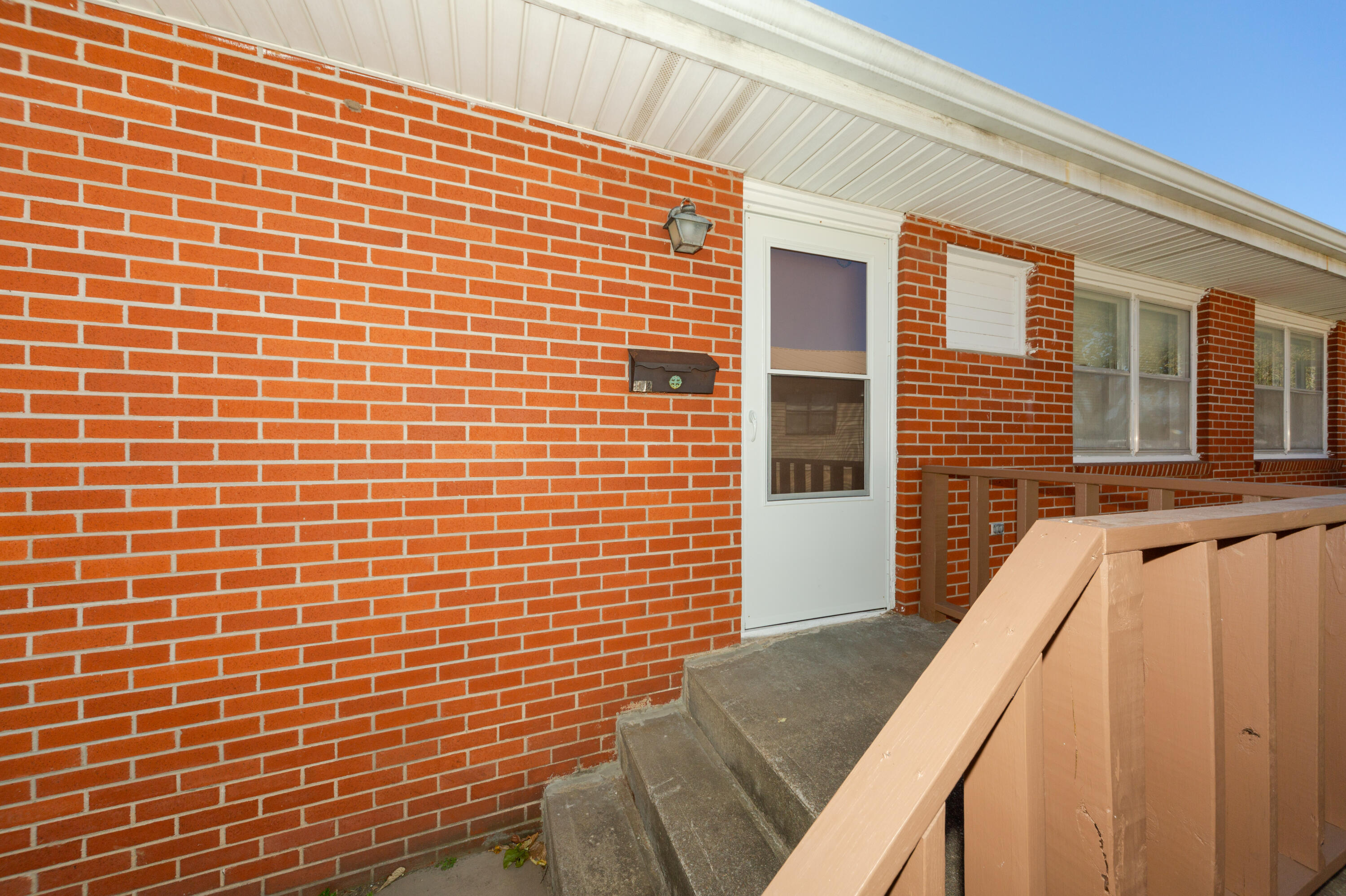 103 & 105 Martin Street Property Photo 48