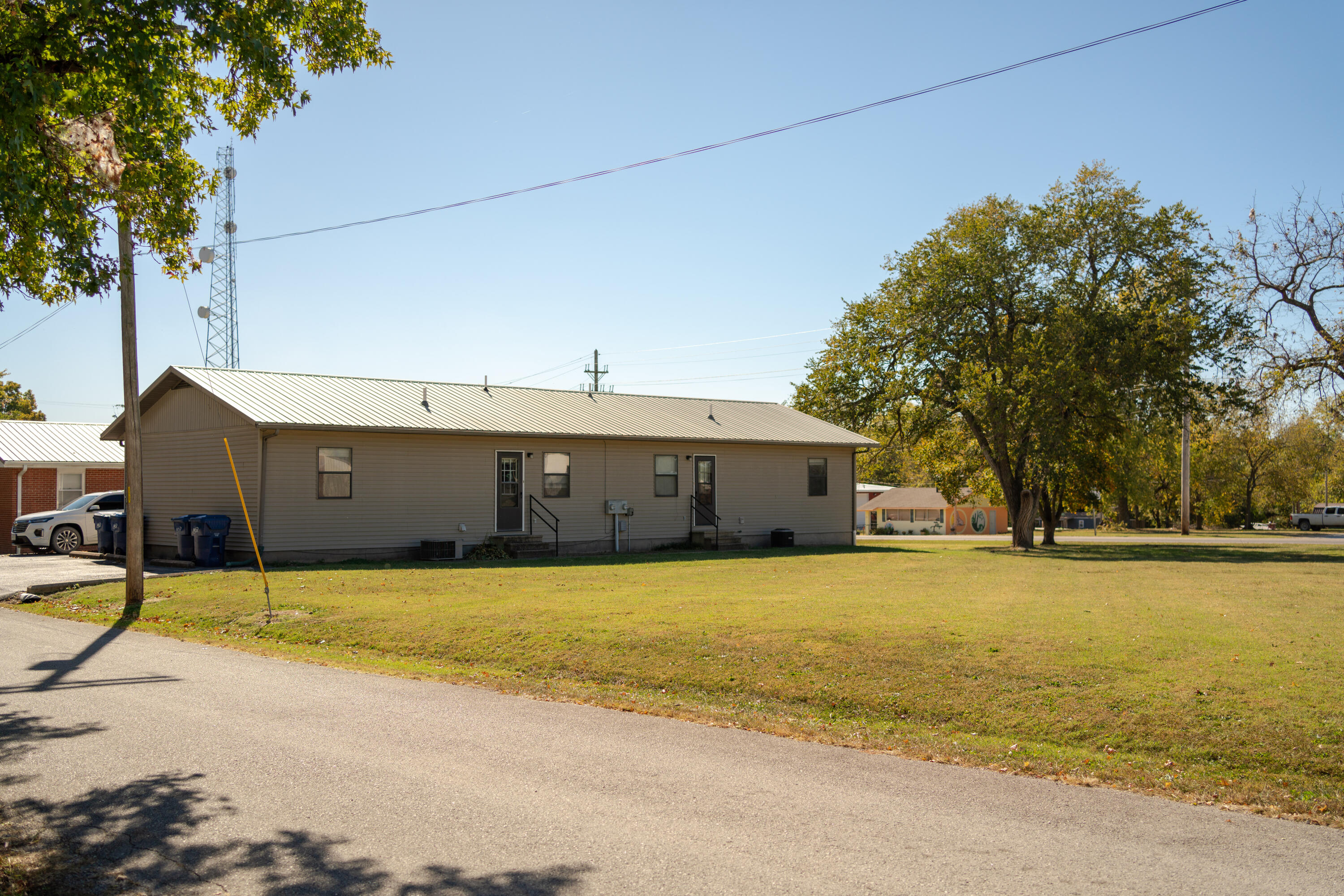 103 & 105 Martin Street Property Photo 57