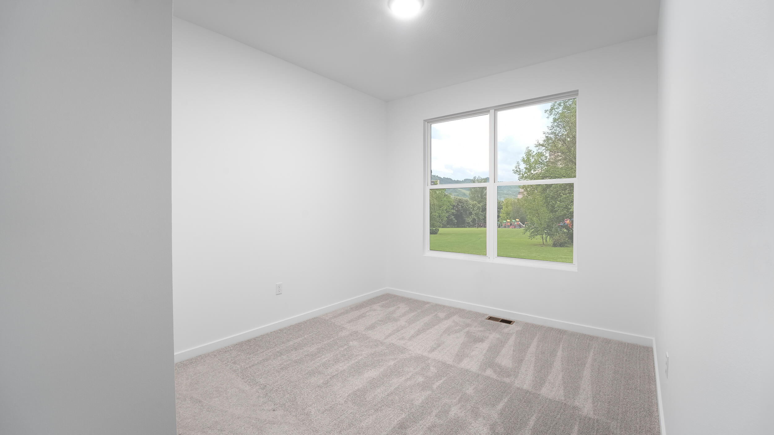 3927 East Fieldcrest Court Property Photo 15