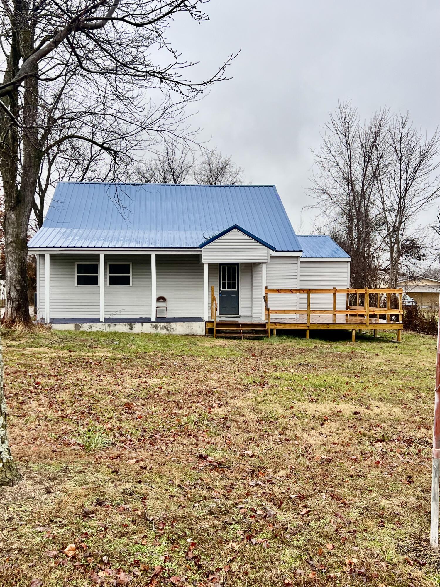 615 West State Route 17 Property Photo 1