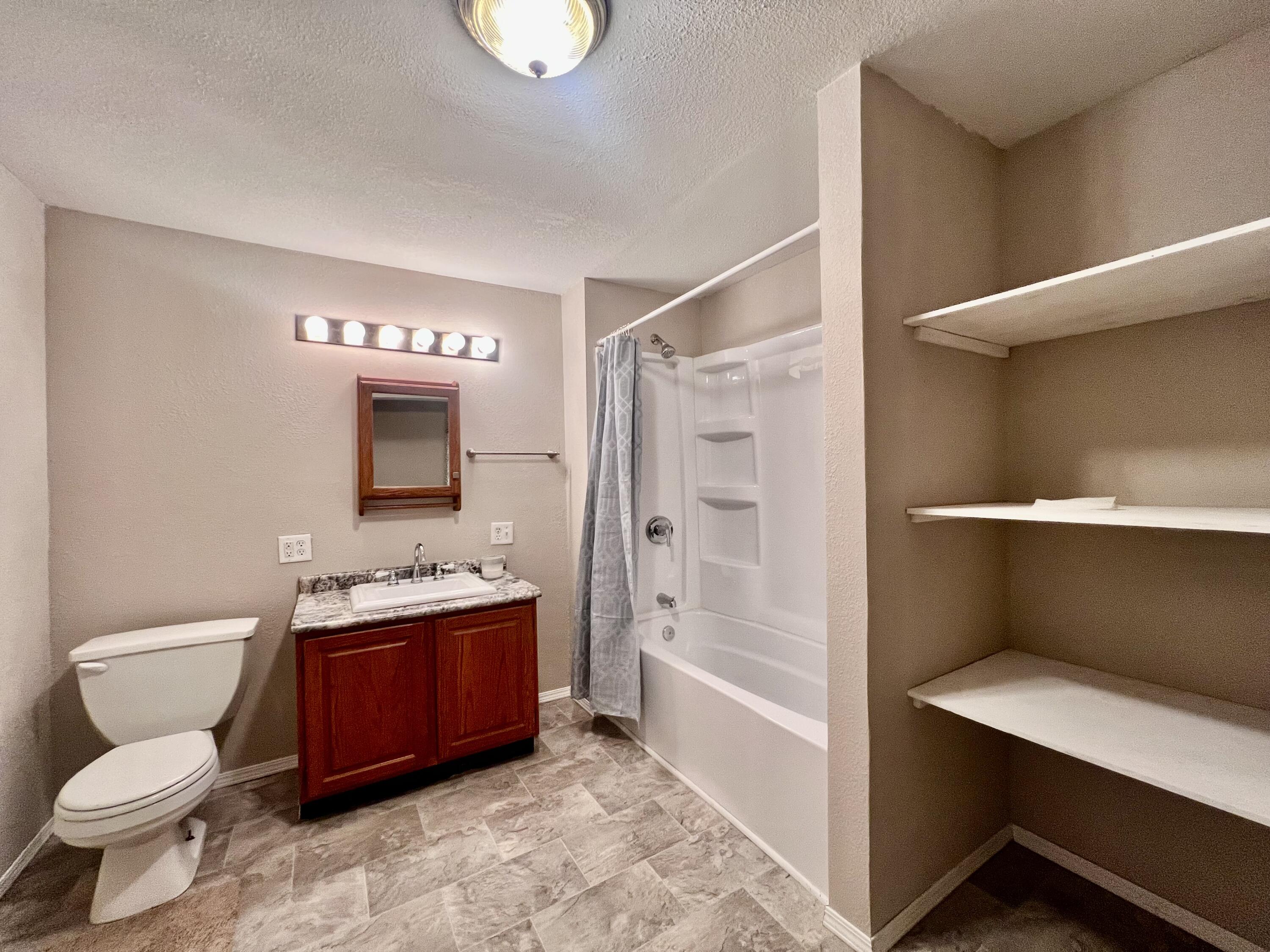 615 West State Route 17 Property Photo 14