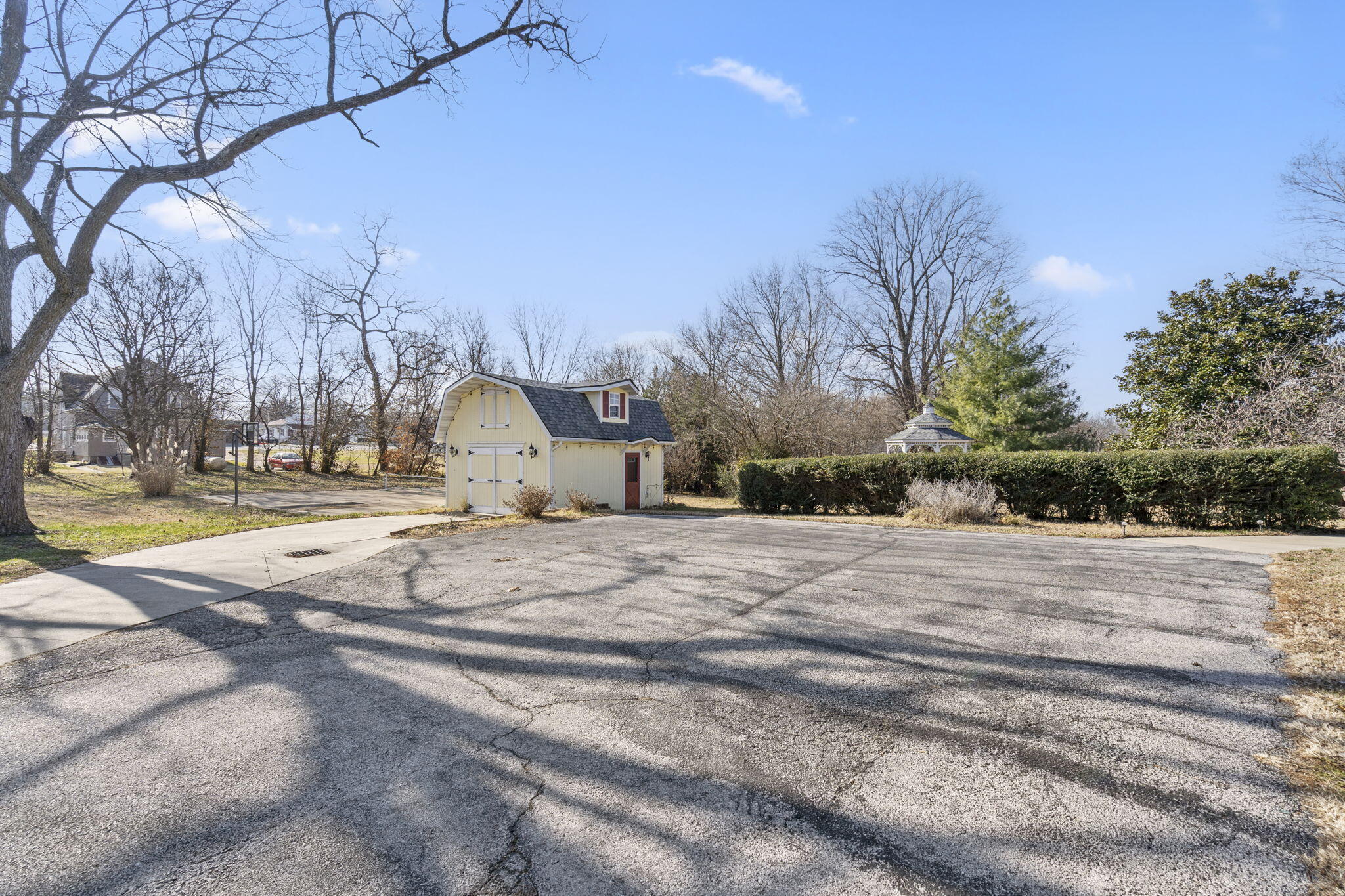 436 West Washington Street Property Photo 43