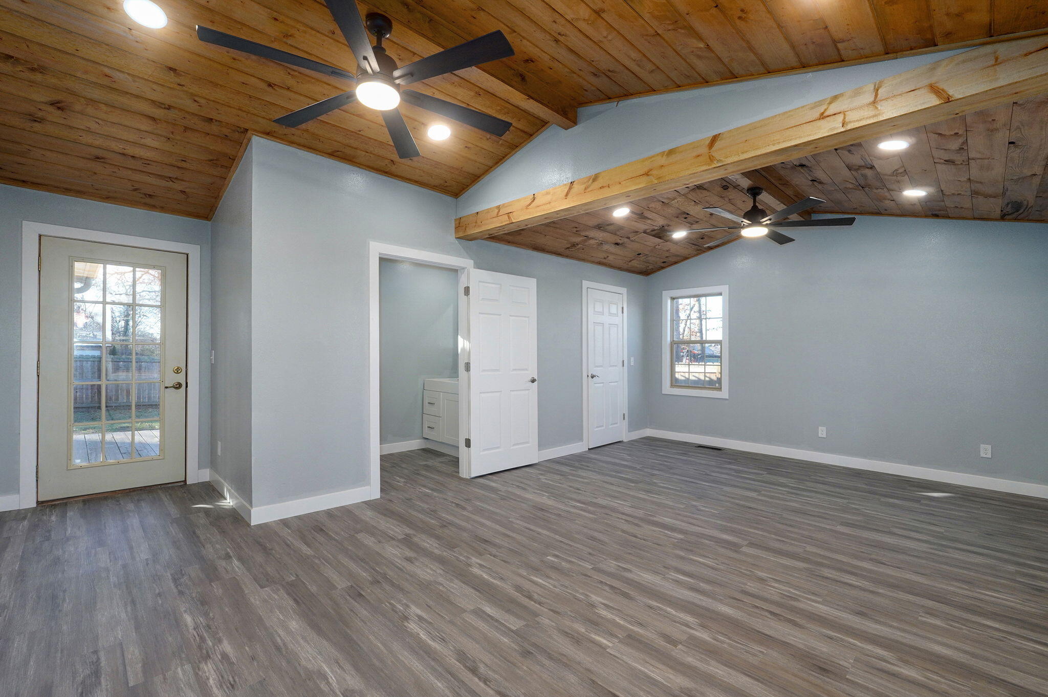 712 Cohick Street Property Photo 16
