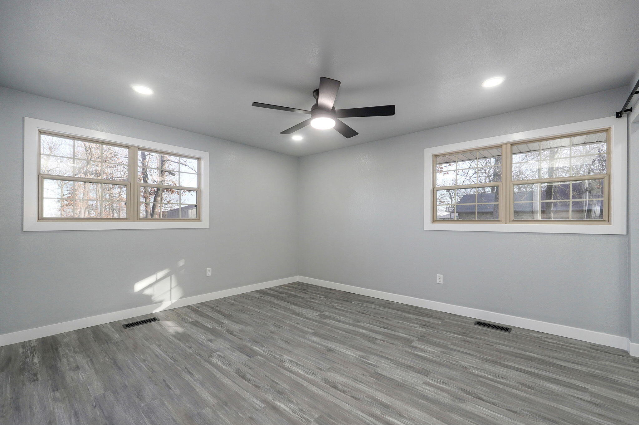 712 Cohick Street Property Photo 24