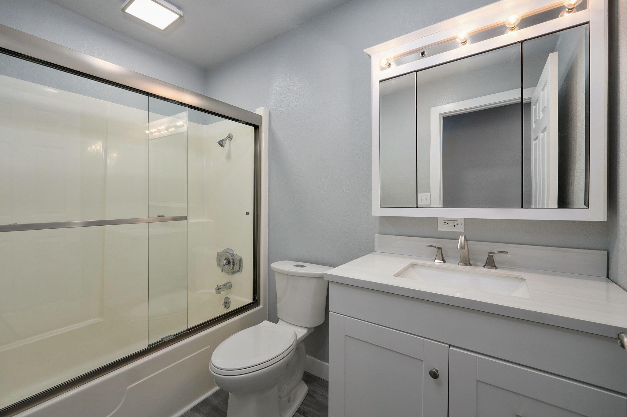 712 Cohick Street Property Photo 31