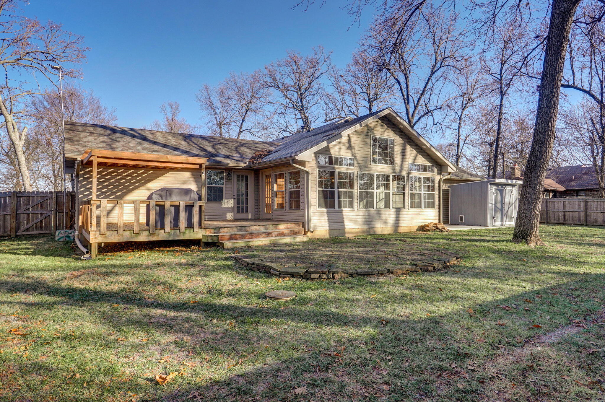 712 Cohick Street Property Photo 37