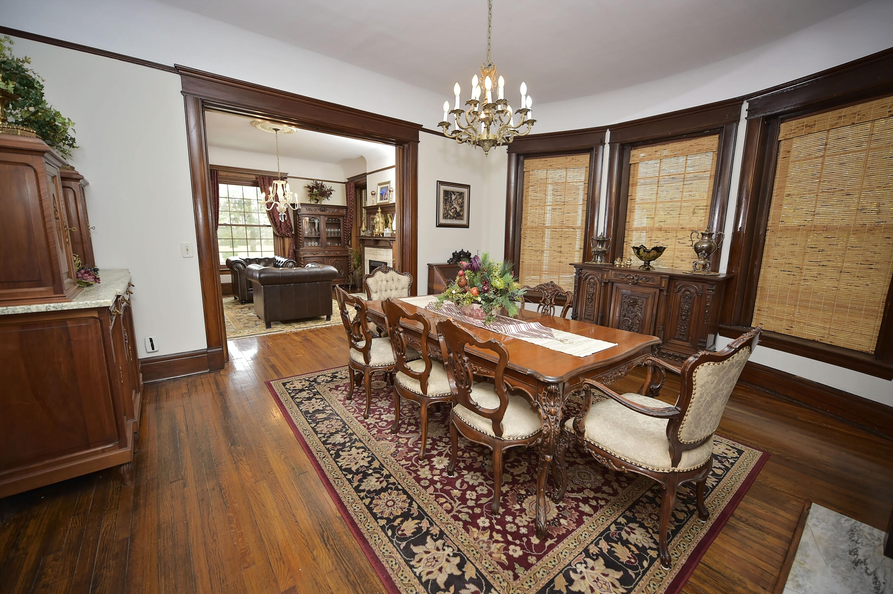 847 South Scenic Avenue Property Photo 3