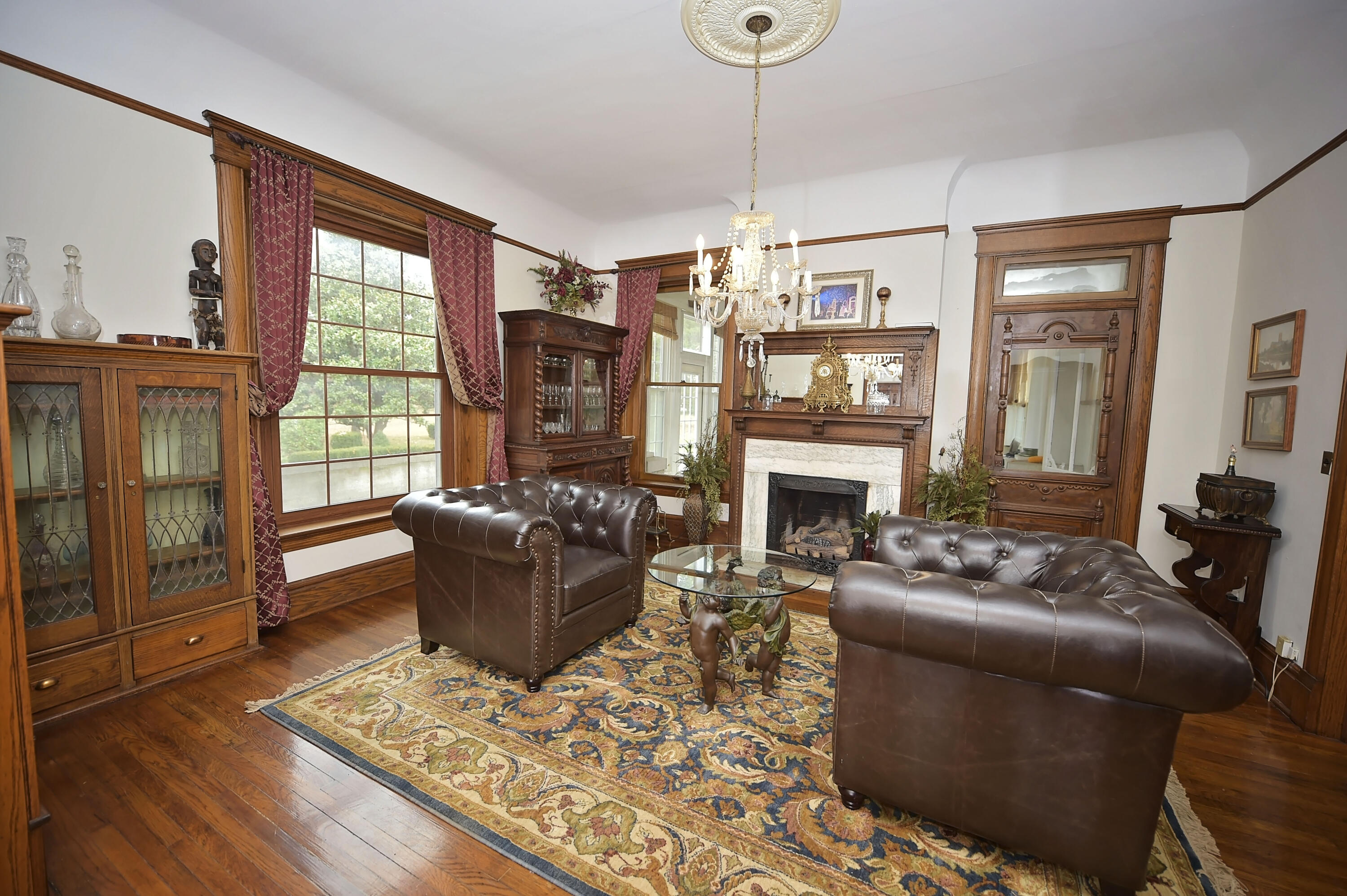 847 South Scenic Avenue Property Photo 4