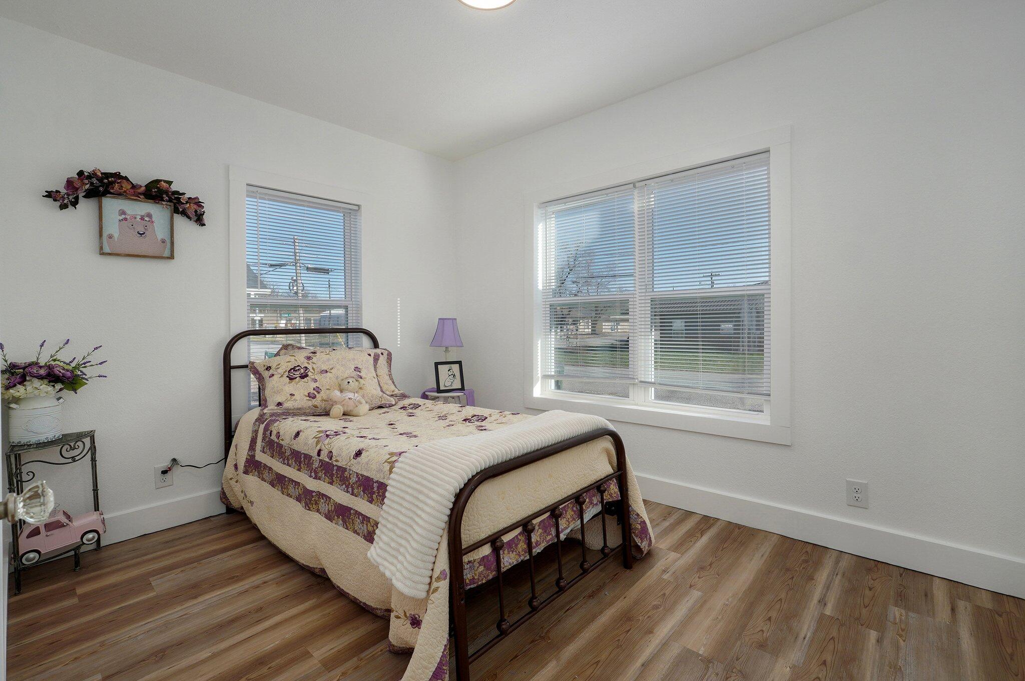 1203 South Market Street Property Photo 18