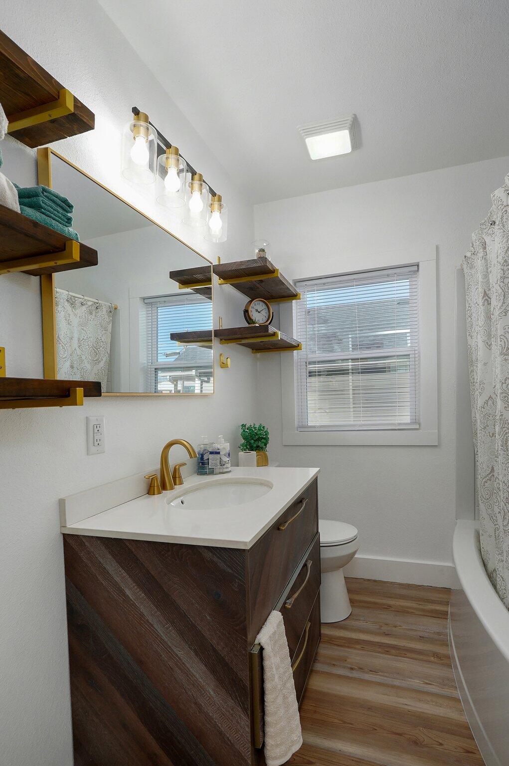 1203 South Market Street Property Photo 20
