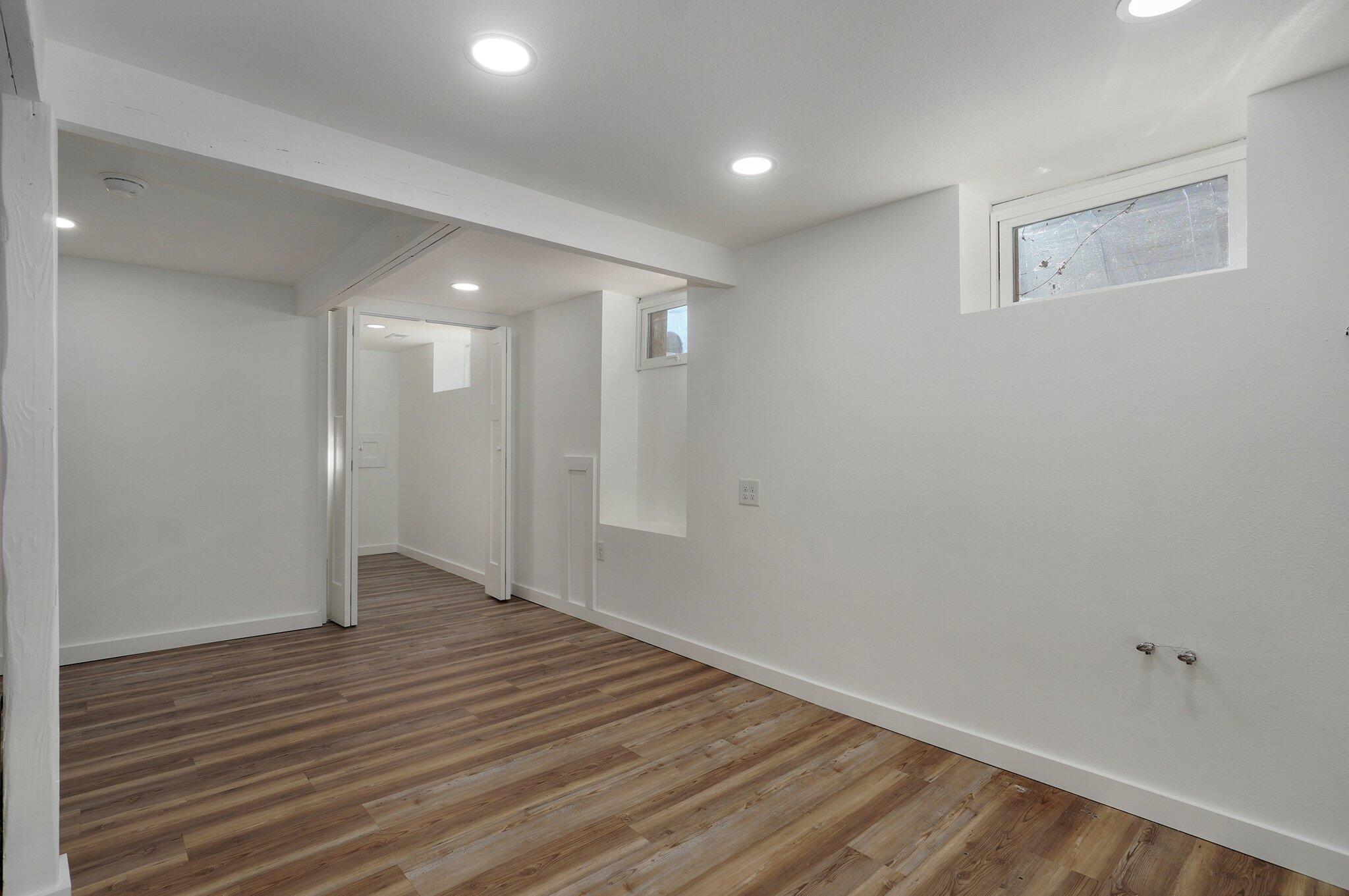 1203 South Market Street Property Photo 30