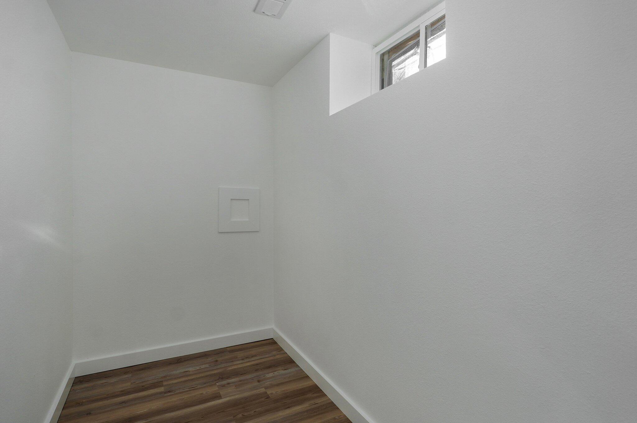 1203 South Market Street Property Photo 31