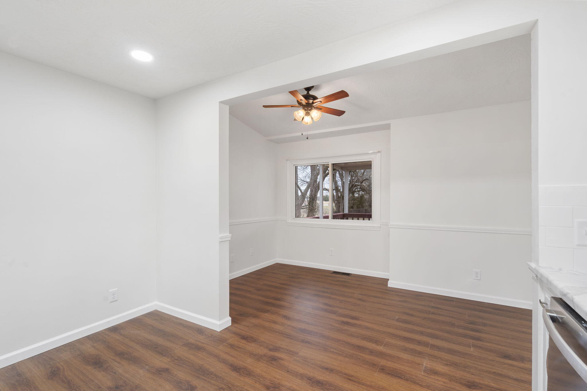 2405 West Kerr Street Property Photo 11