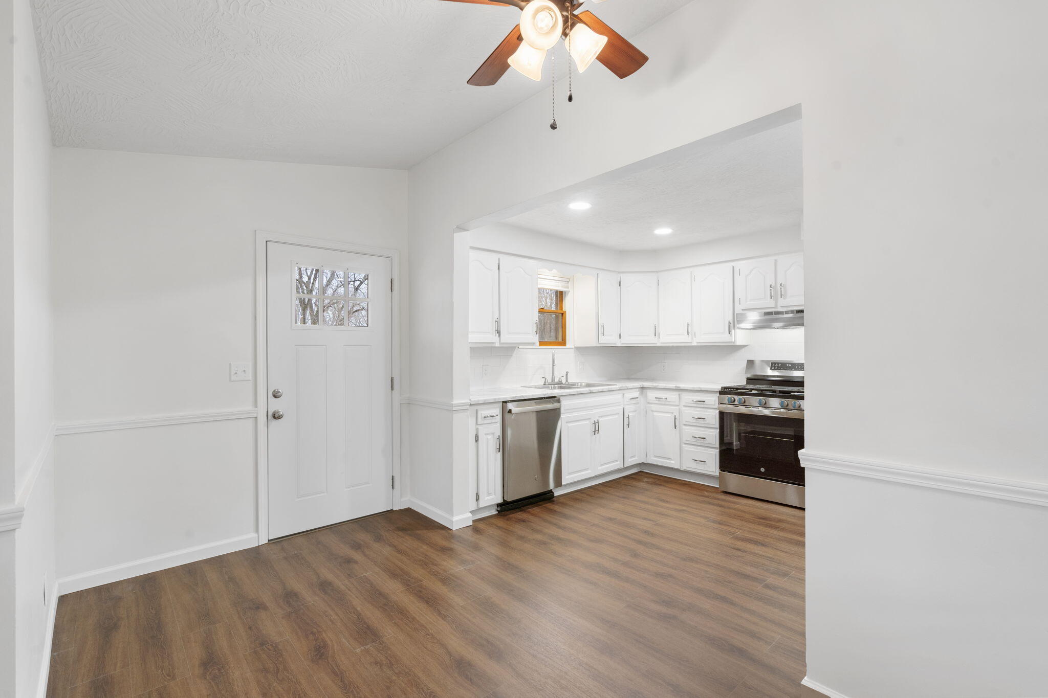 2405 West Kerr Street Property Photo 13