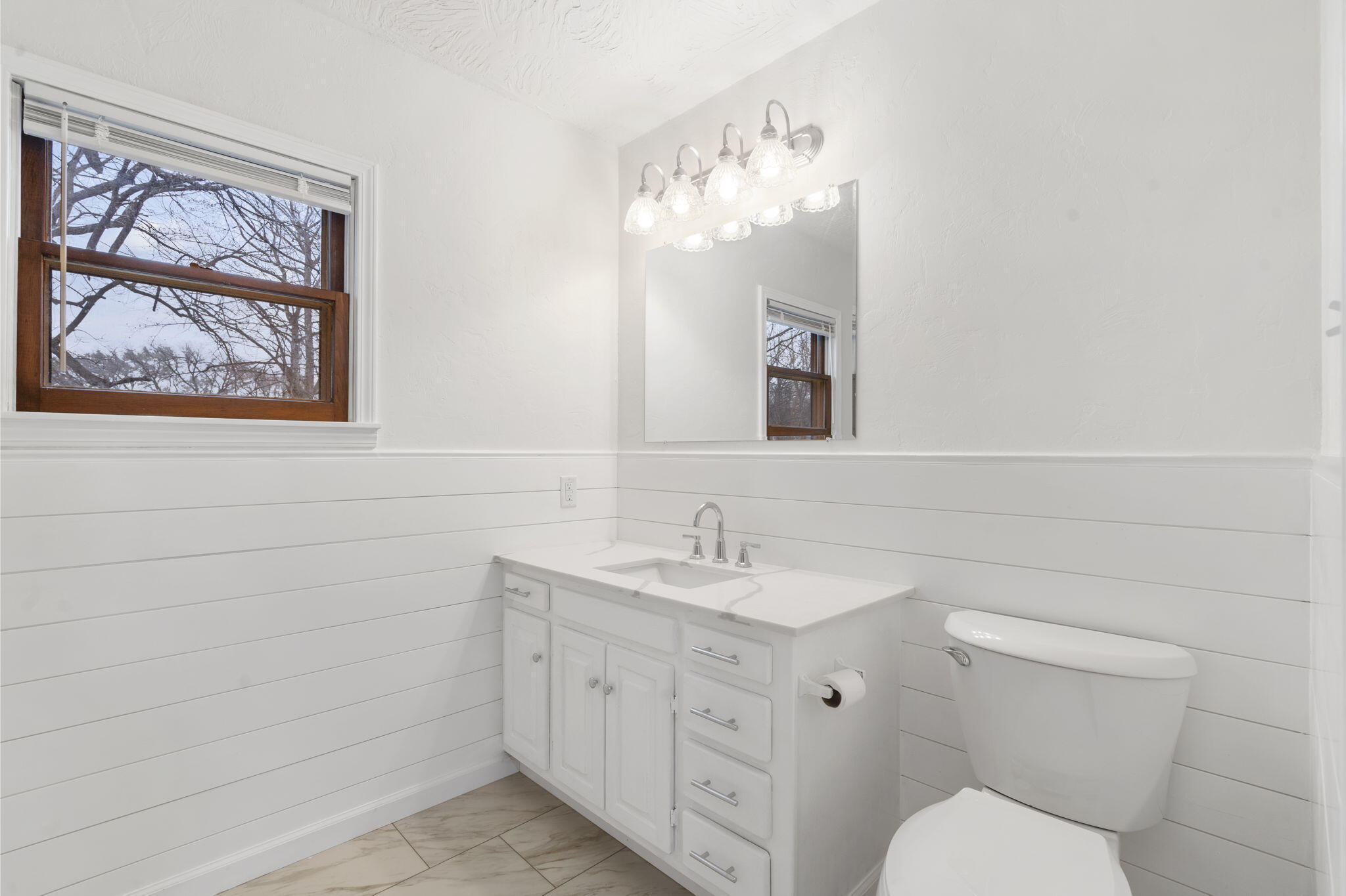 2405 West Kerr Street Property Photo 15