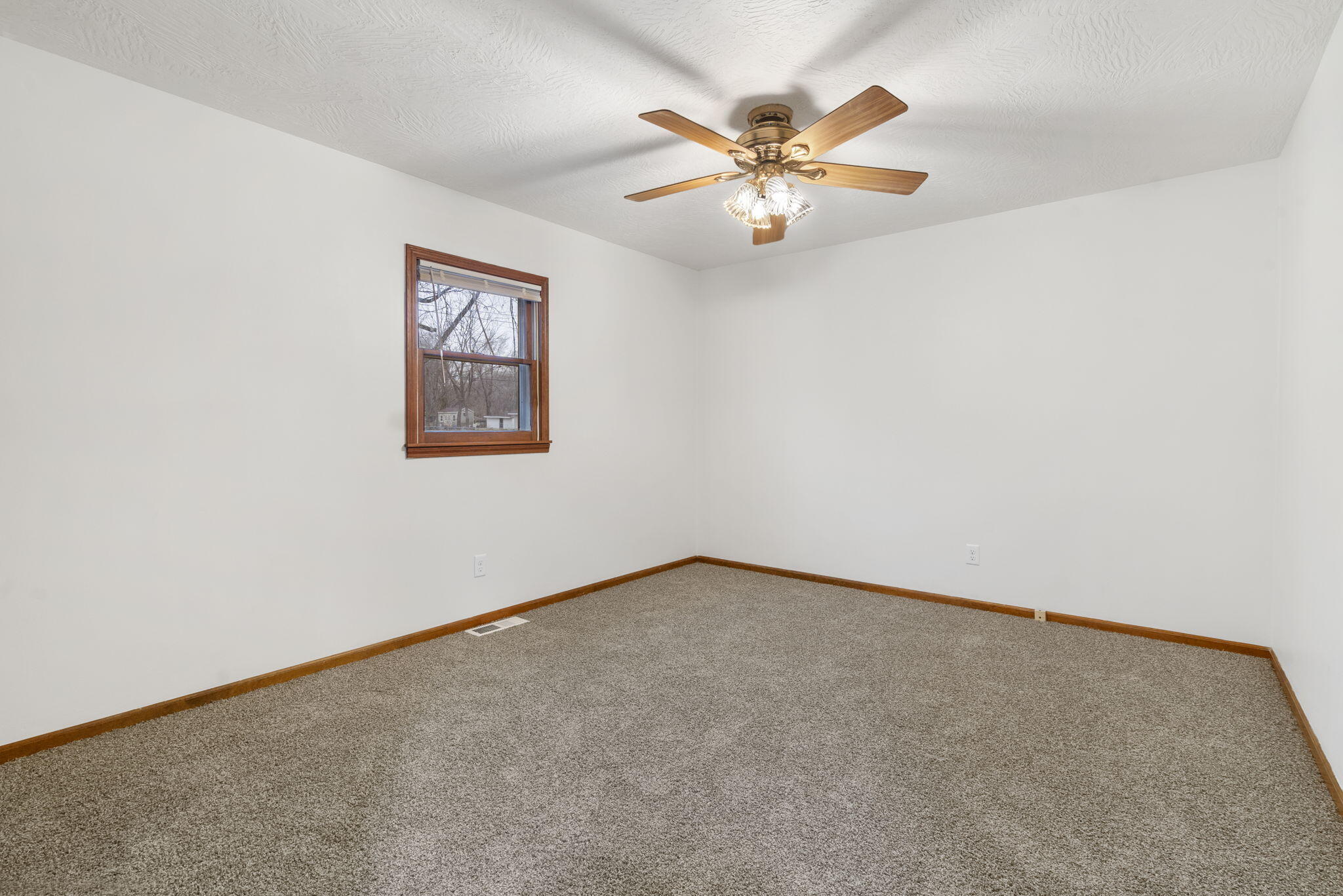 2405 West Kerr Street Property Photo 17