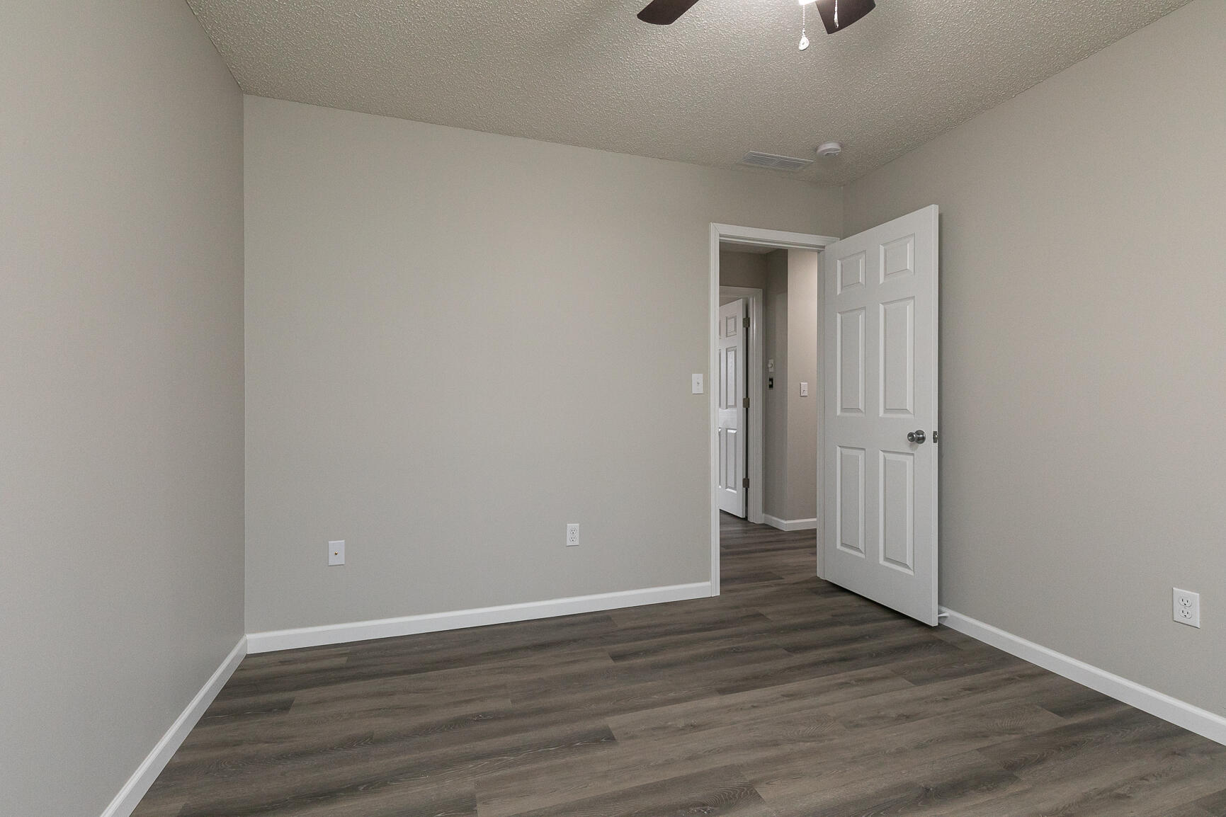 4342 West Weaver Road Property Photo 22