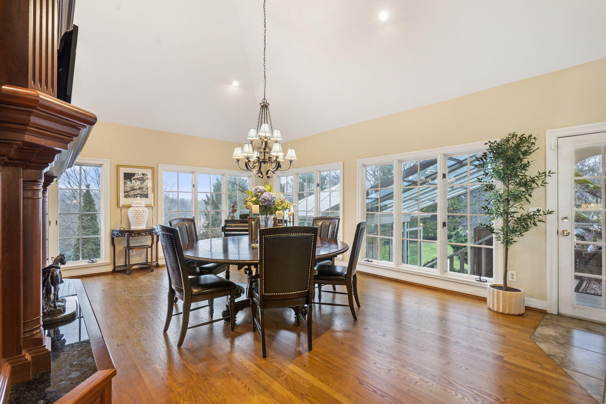 5575 South Castlebay Drive Property Photo 17