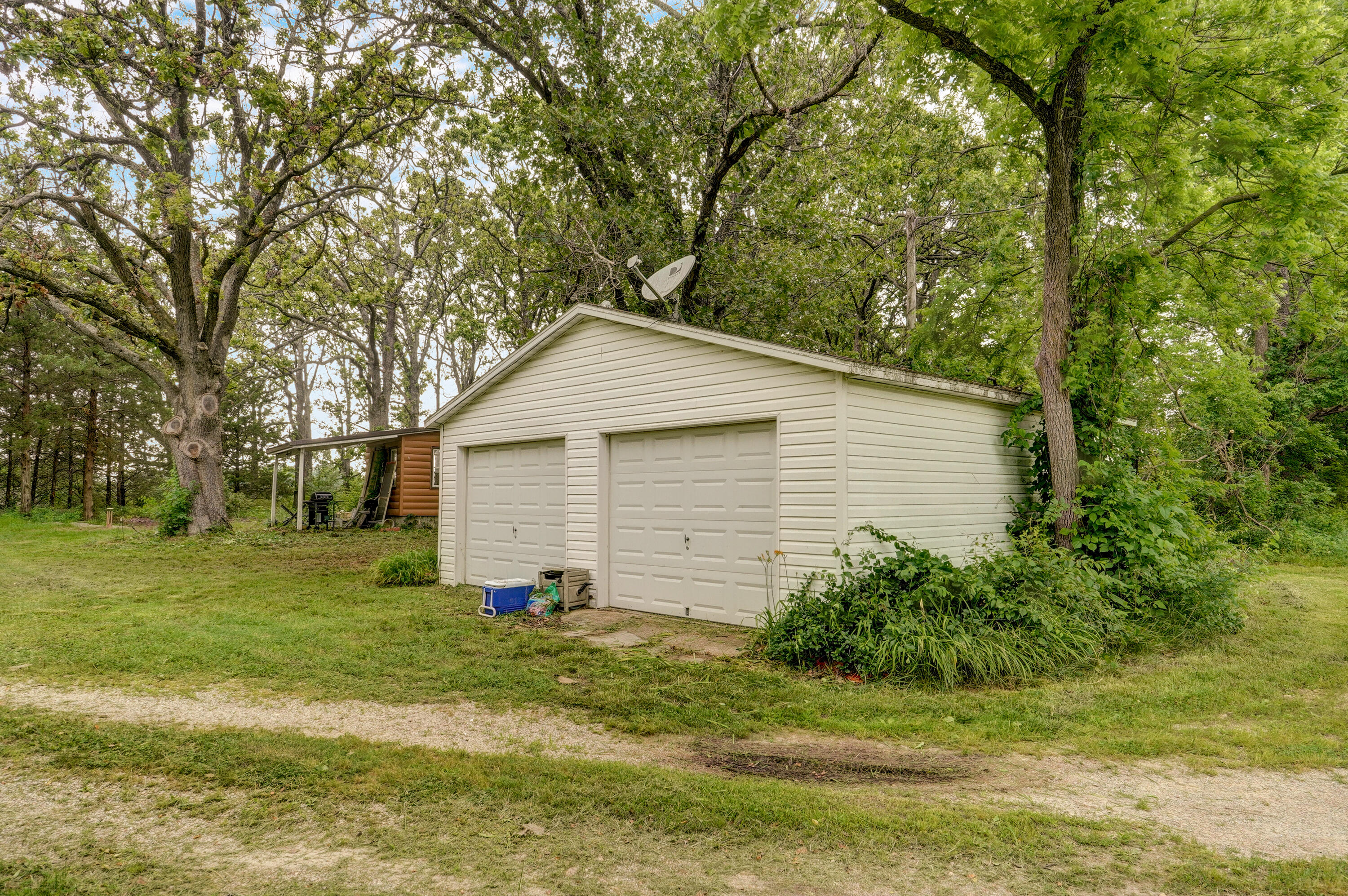 730 Airport Road Property Photo 7