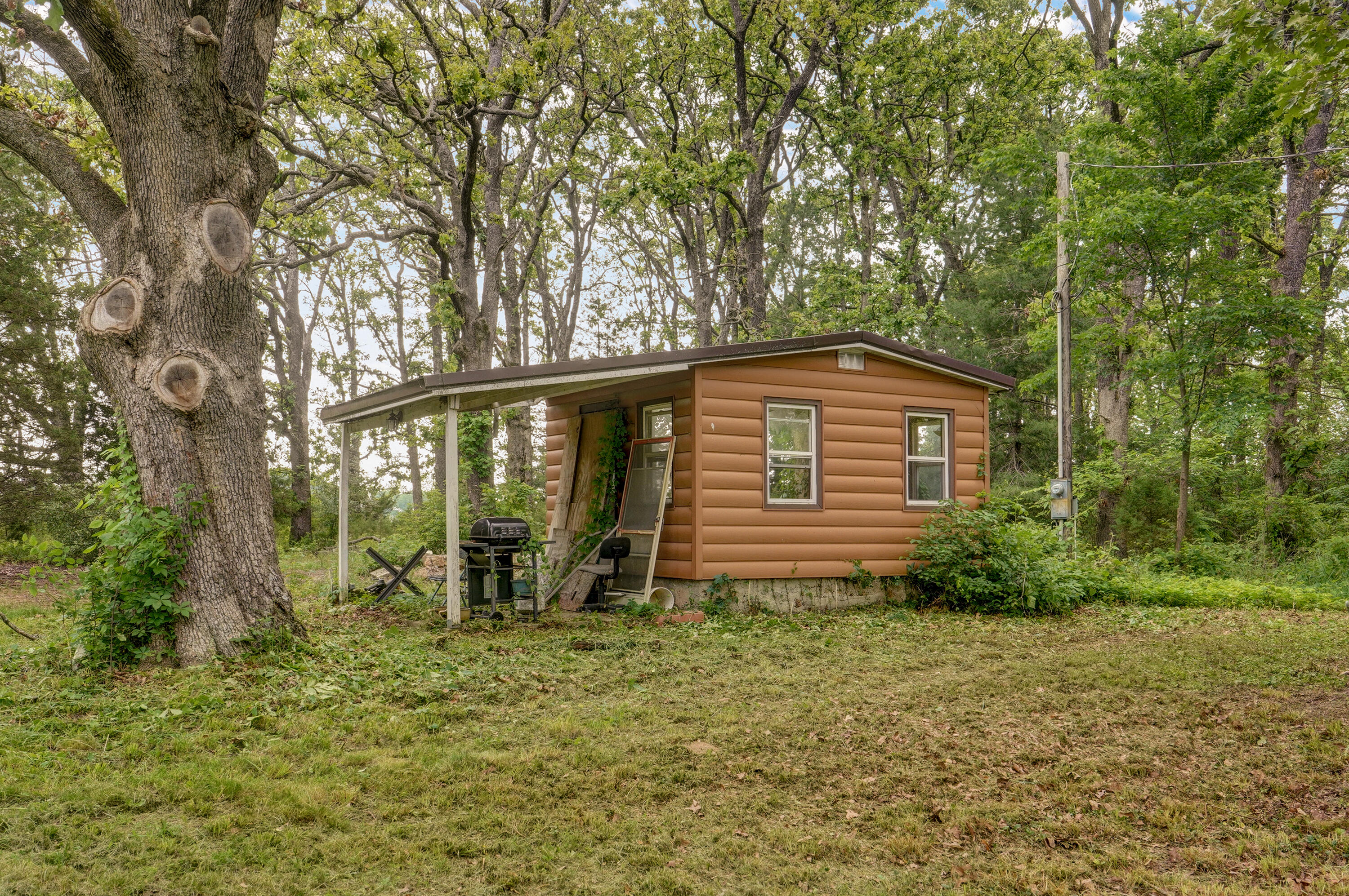 730 Airport Road Property Photo 15