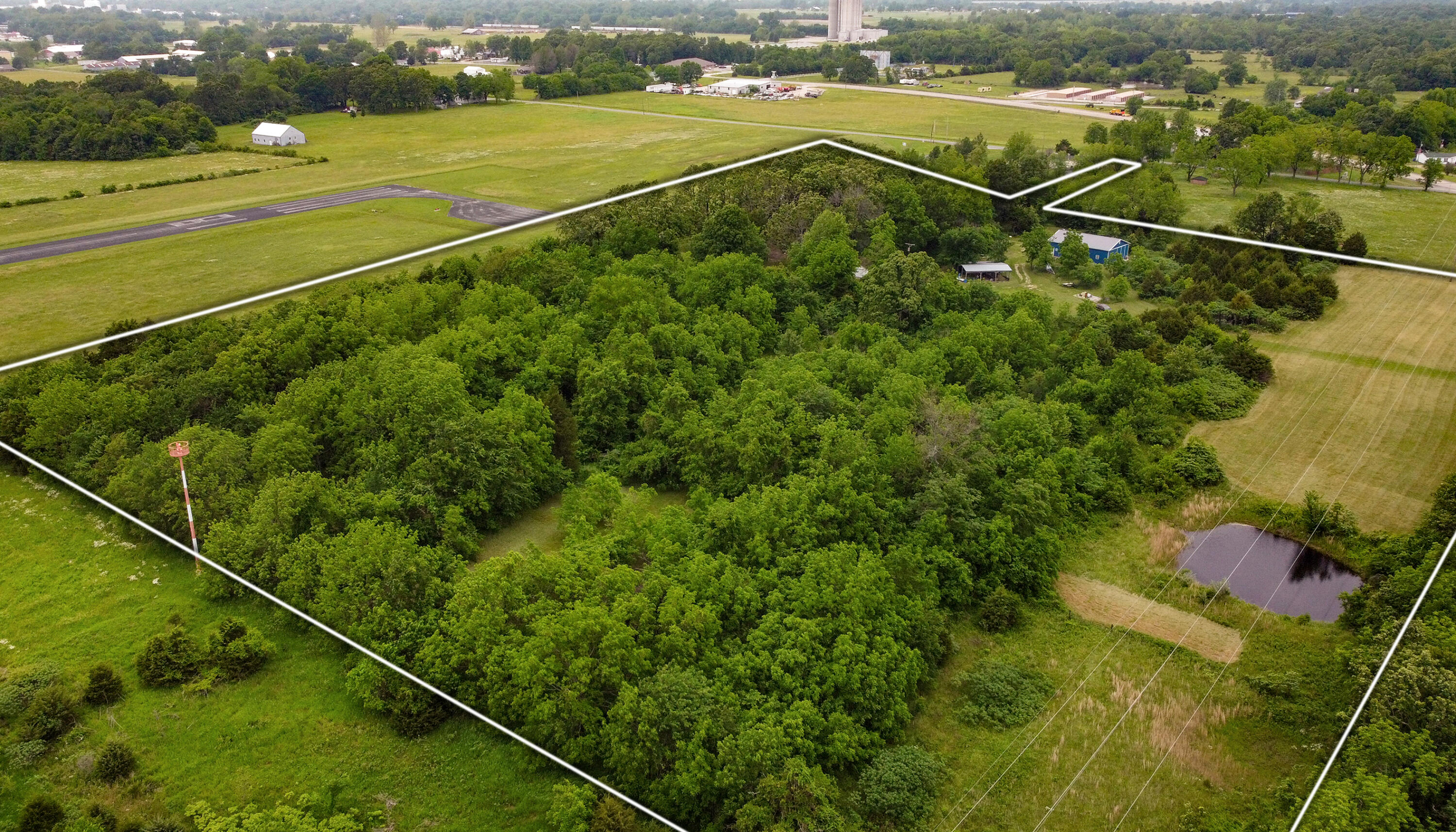 730 Airport Road Property Photo 18