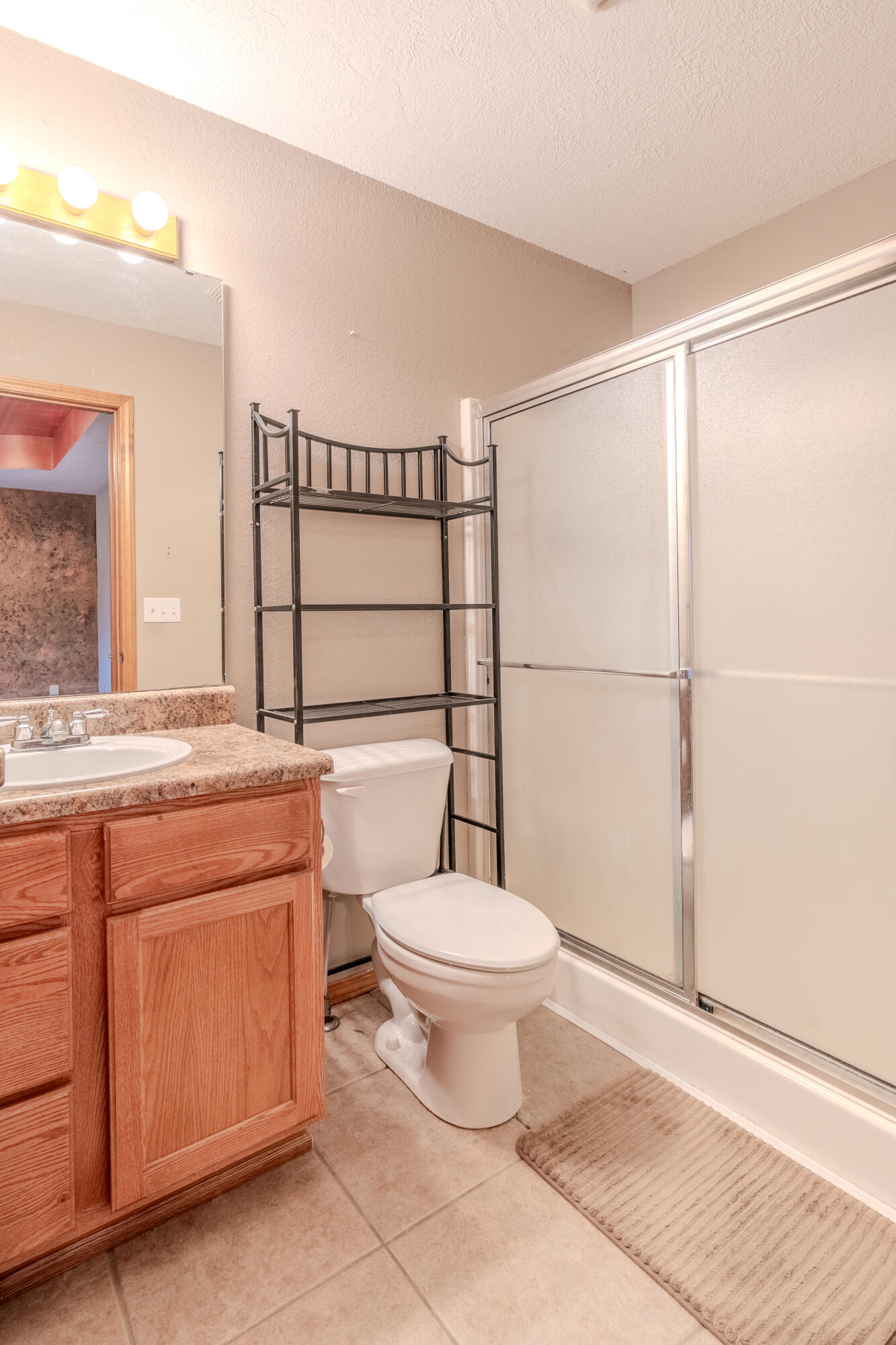 425 Kentling Avenue Property Photo 16