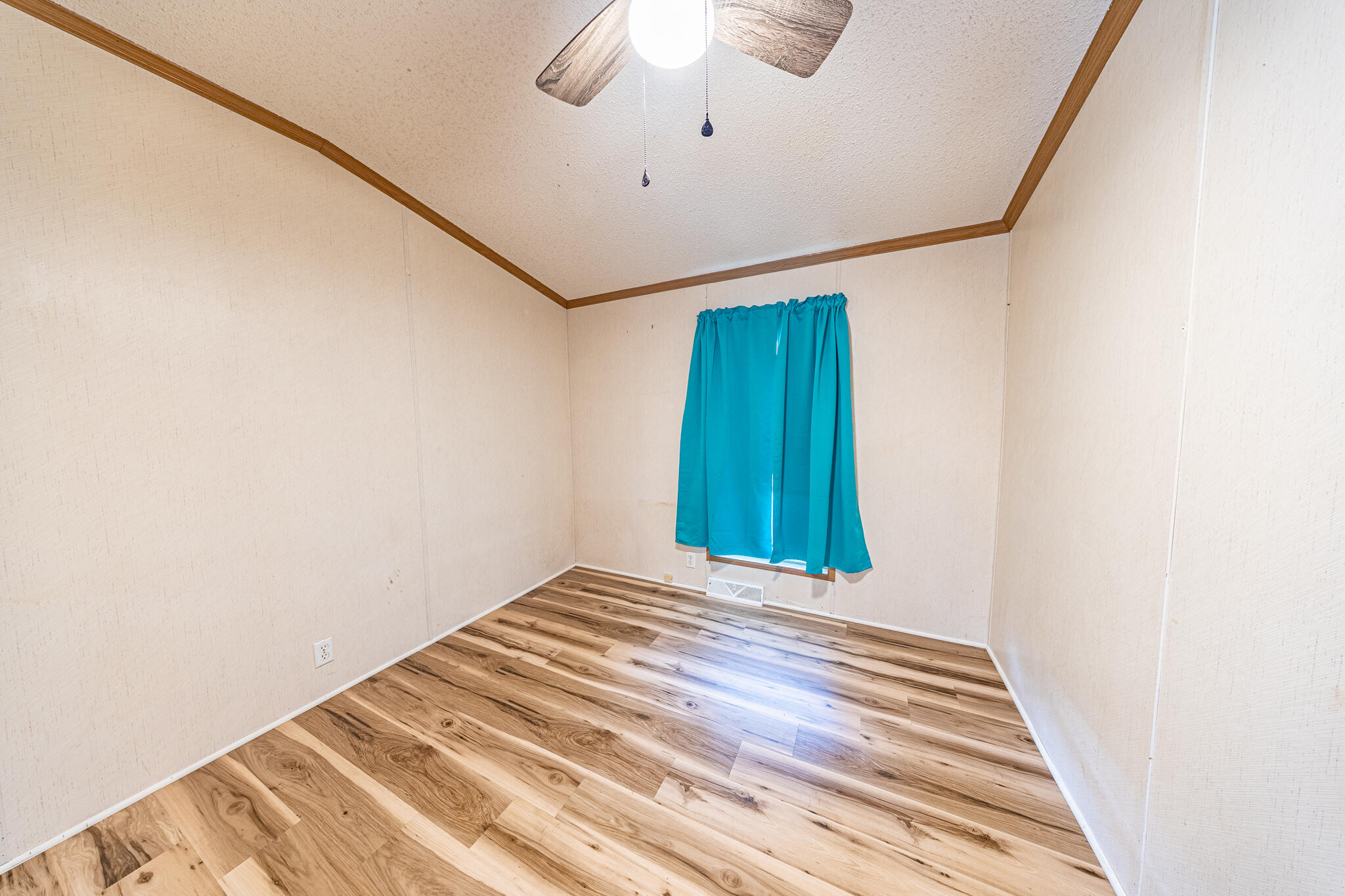 26551 Easy Street Property Photo 20