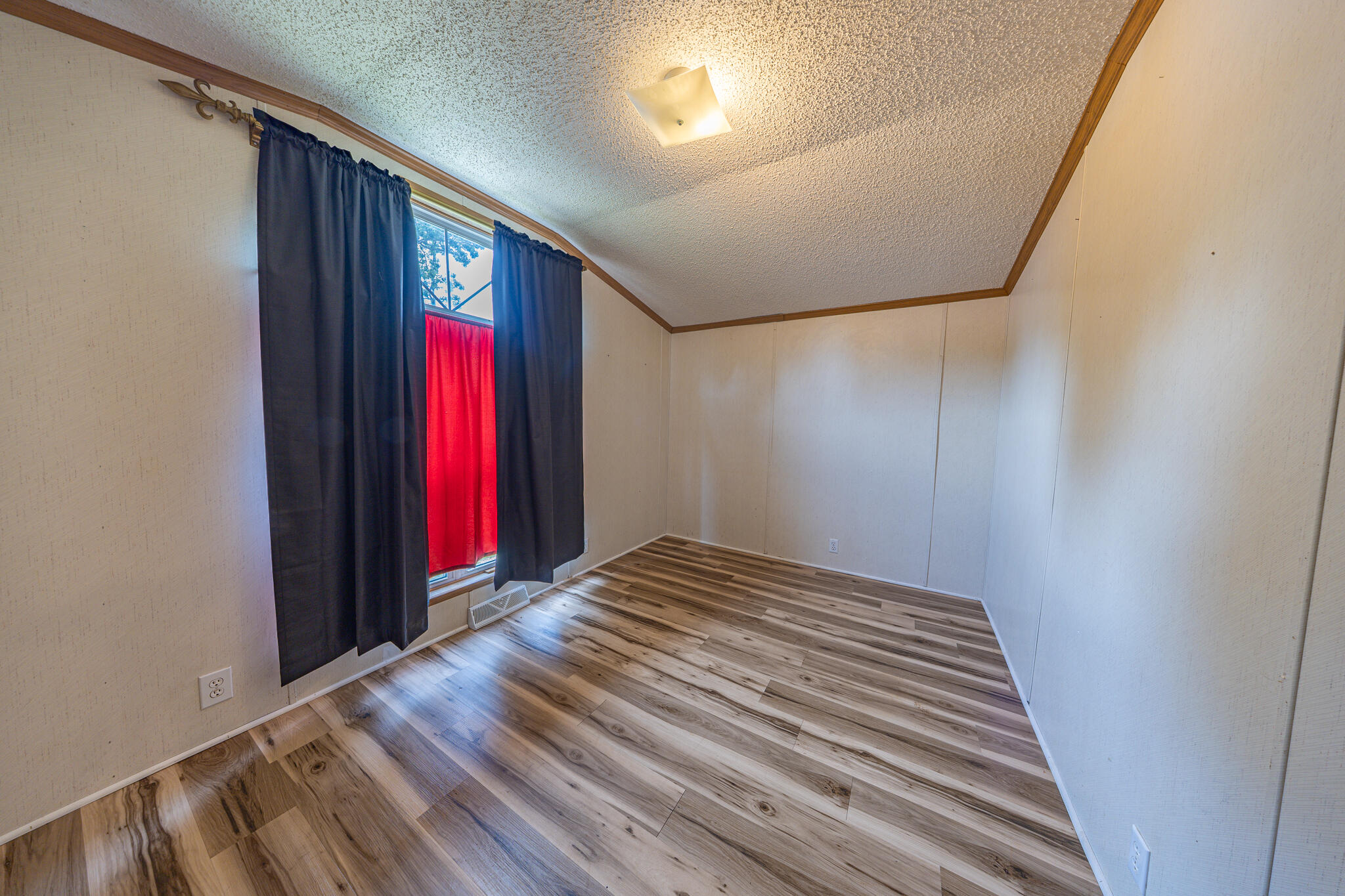 26551 Easy Street Property Photo 21