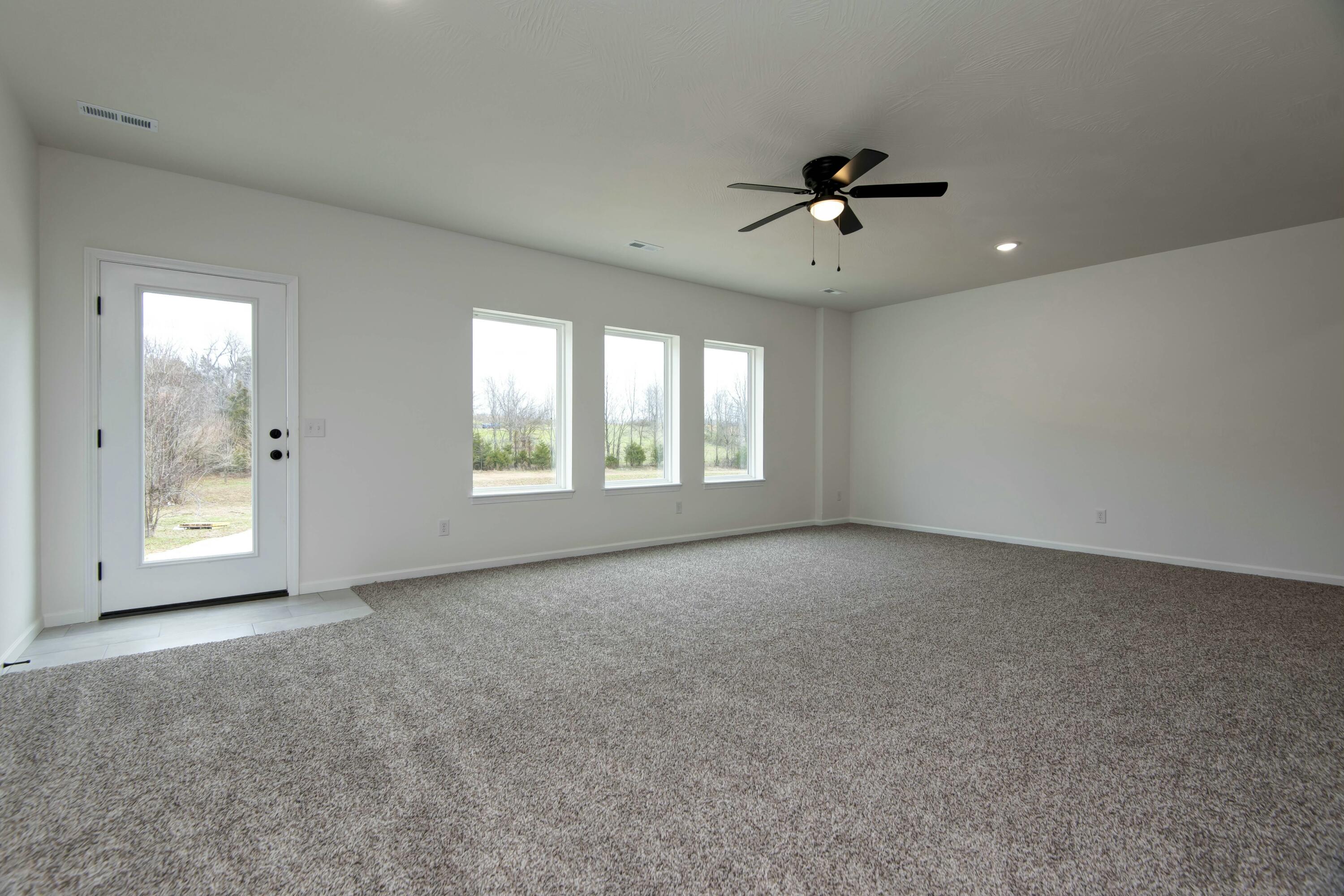 2000 South Edgewood Court Property Photo 26
