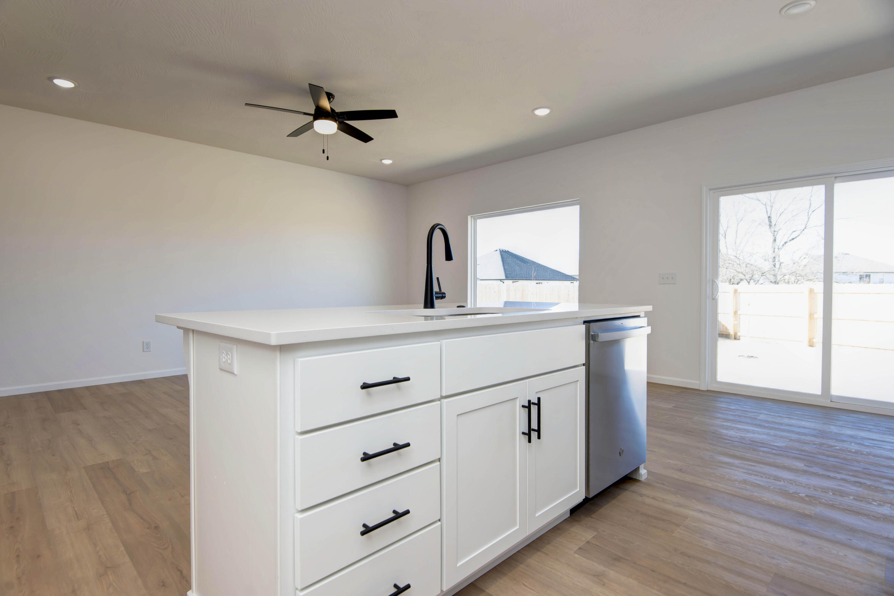 2101 South Edgewood Court Property Photo 15
