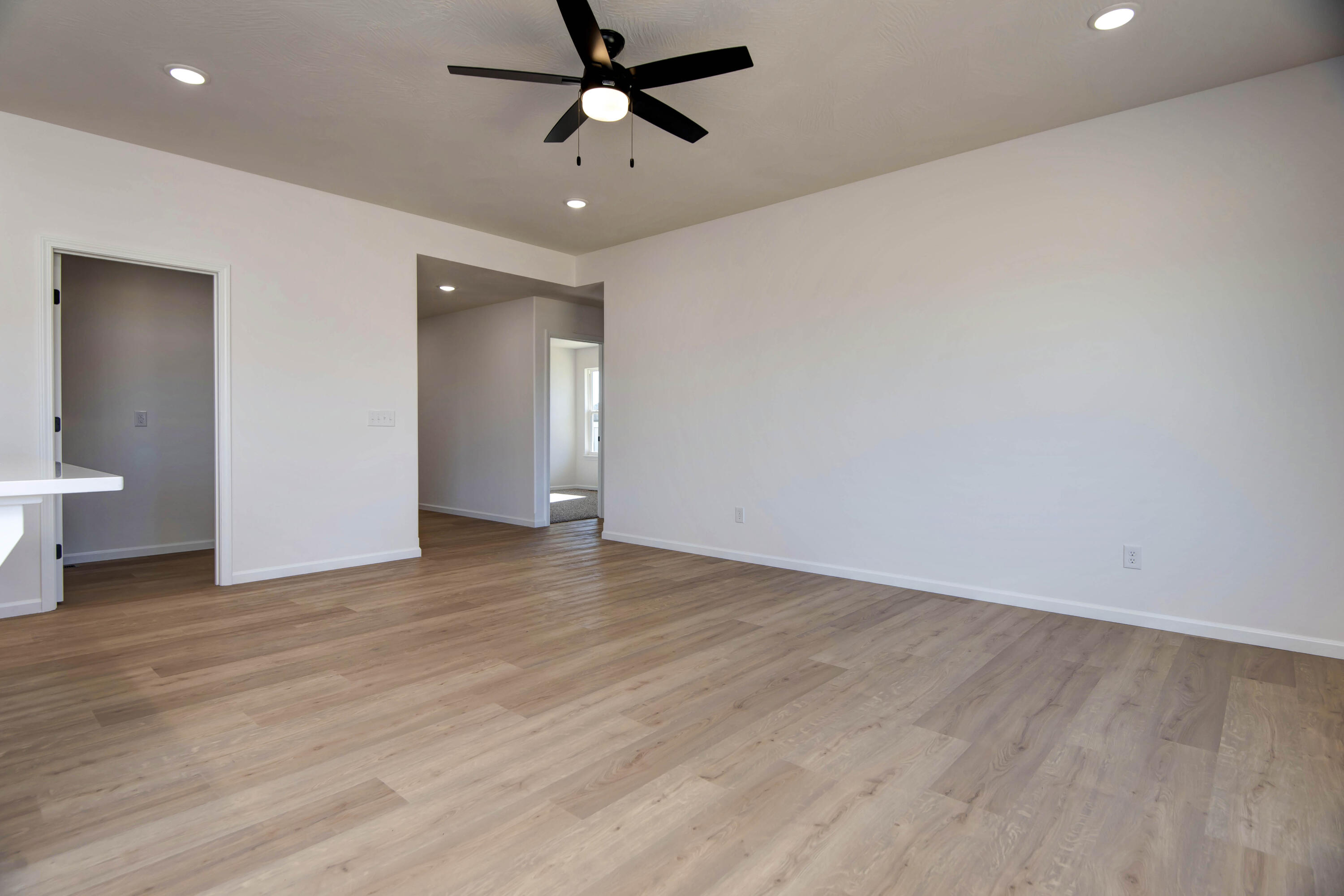 2101 South Edgewood Court Property Photo 18