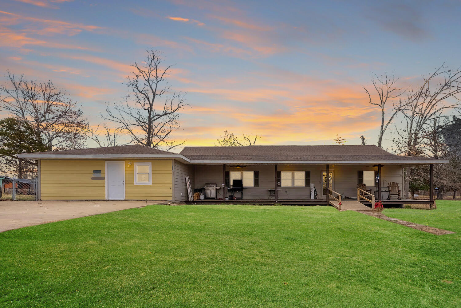 18124 Mo 19 Property Photo