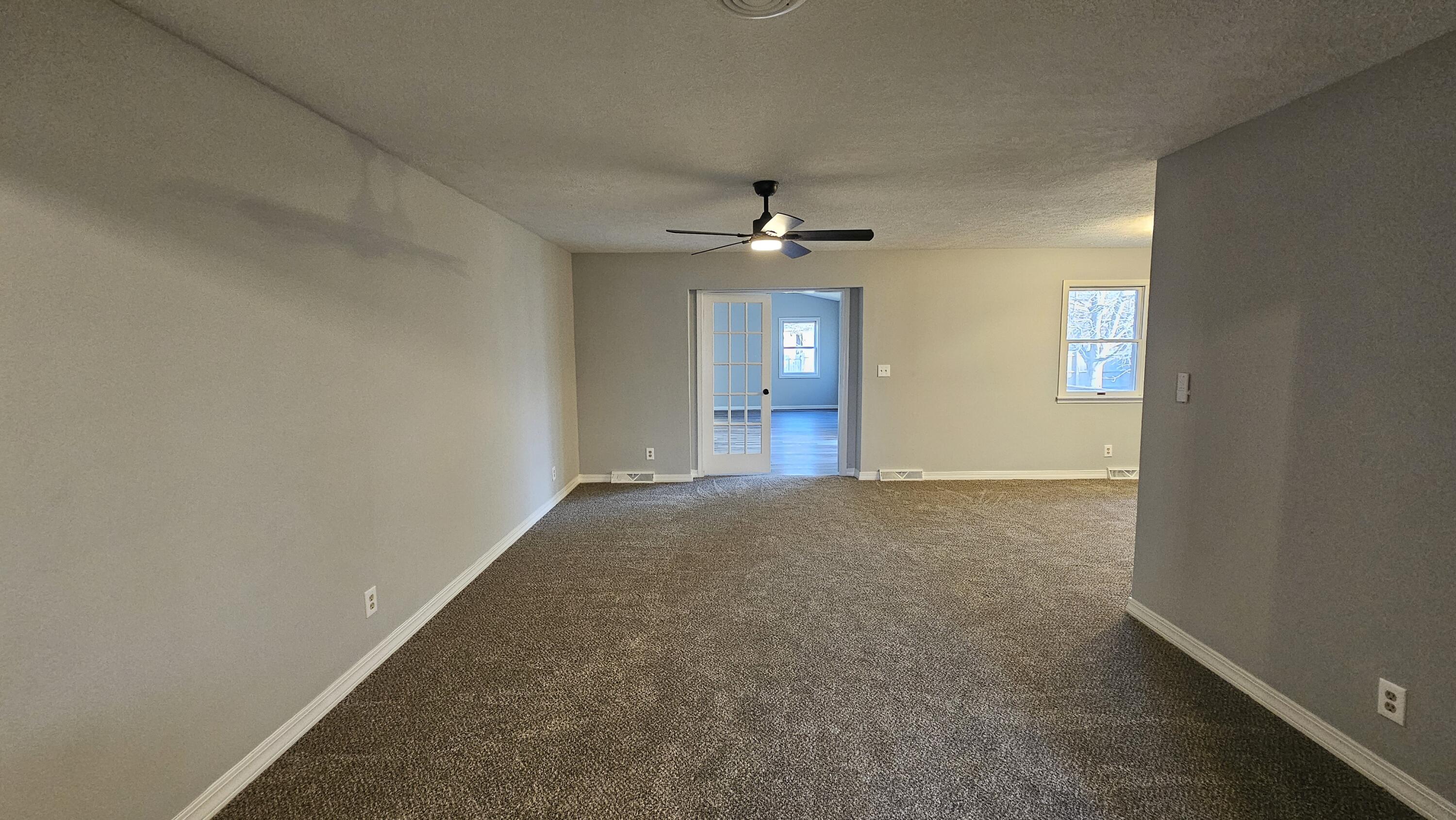 1200 North Hovis Street Property Photo 6