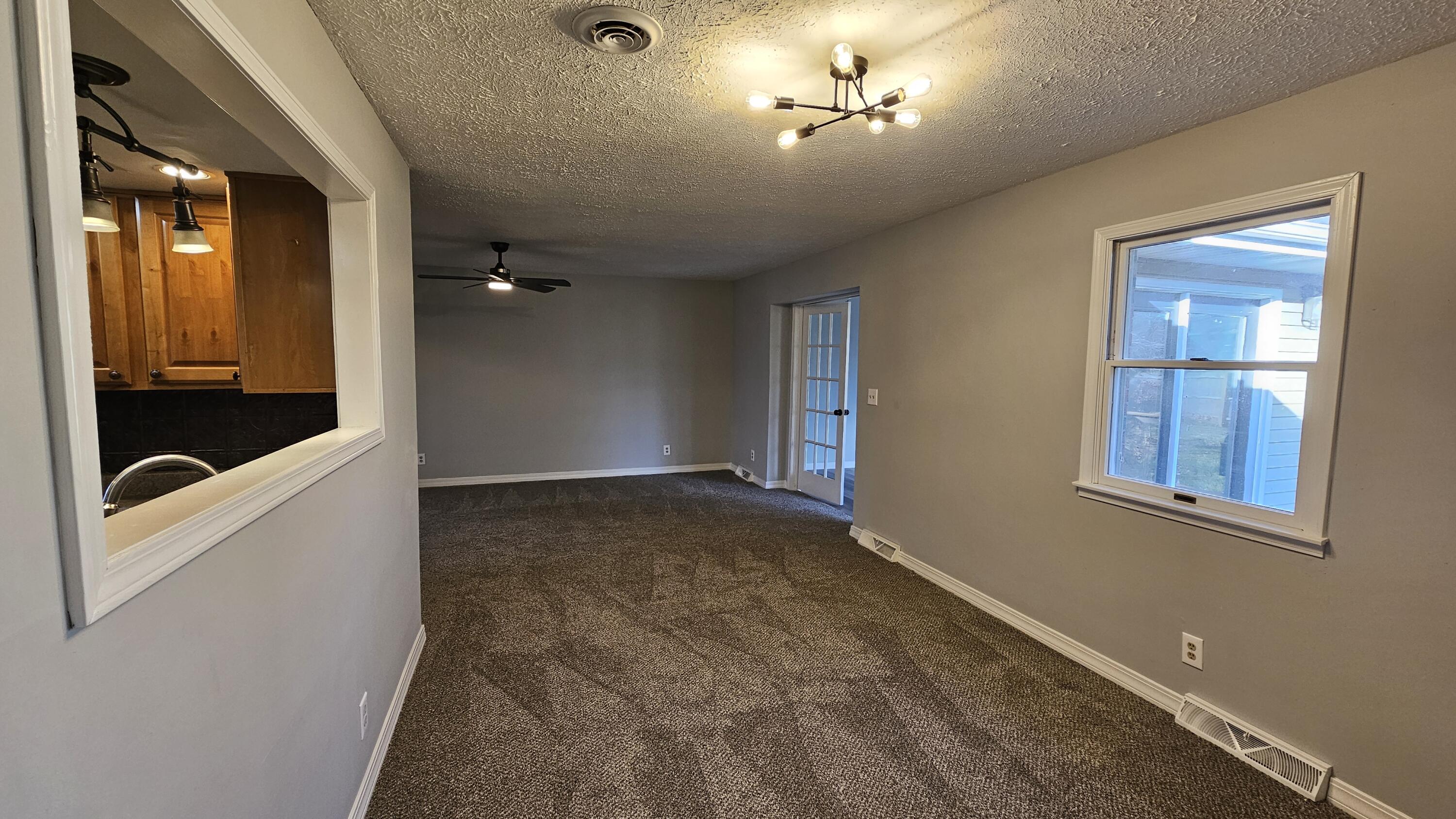 1200 North Hovis Street Property Photo 12