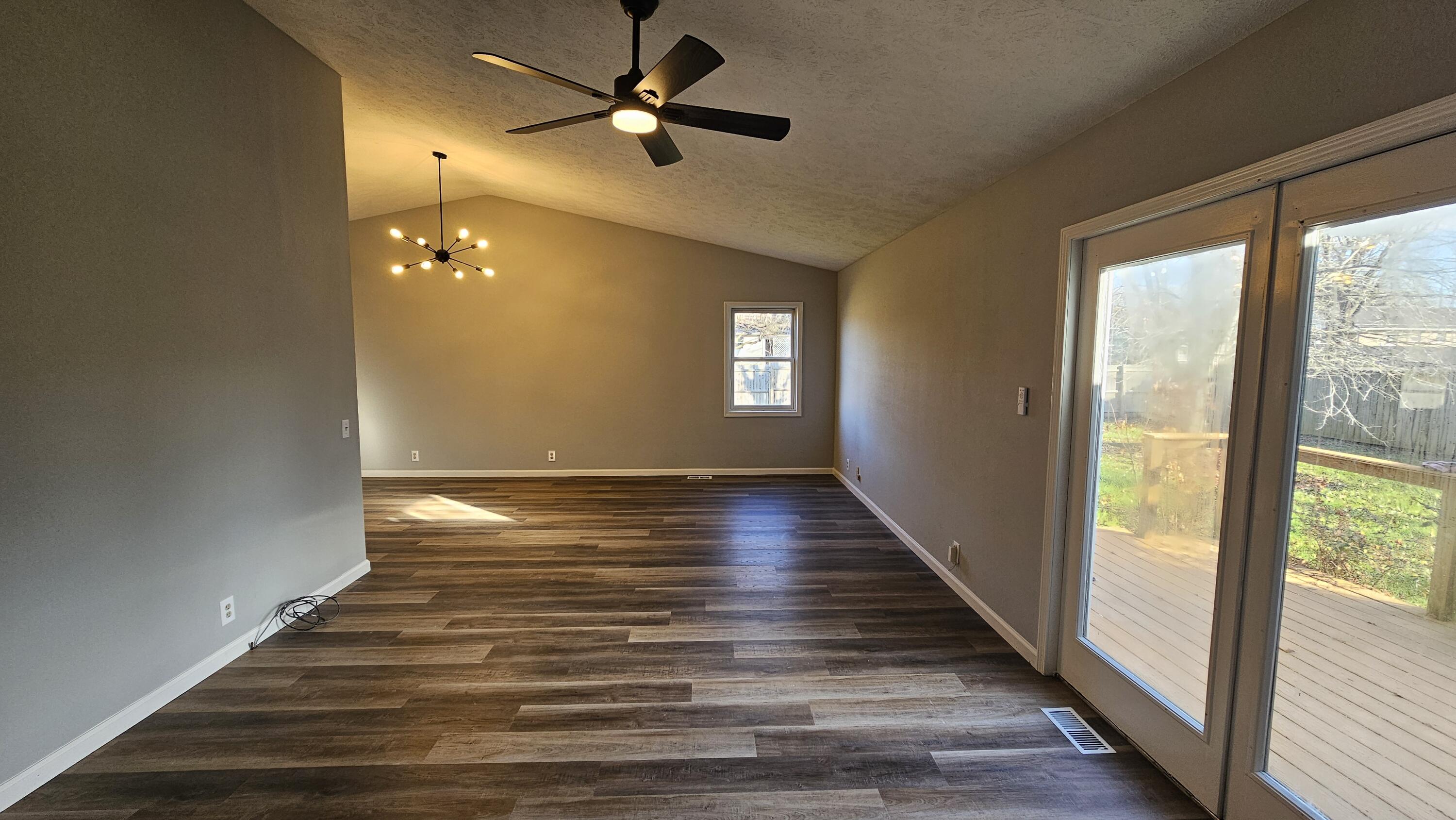 1200 North Hovis Street Property Photo 15