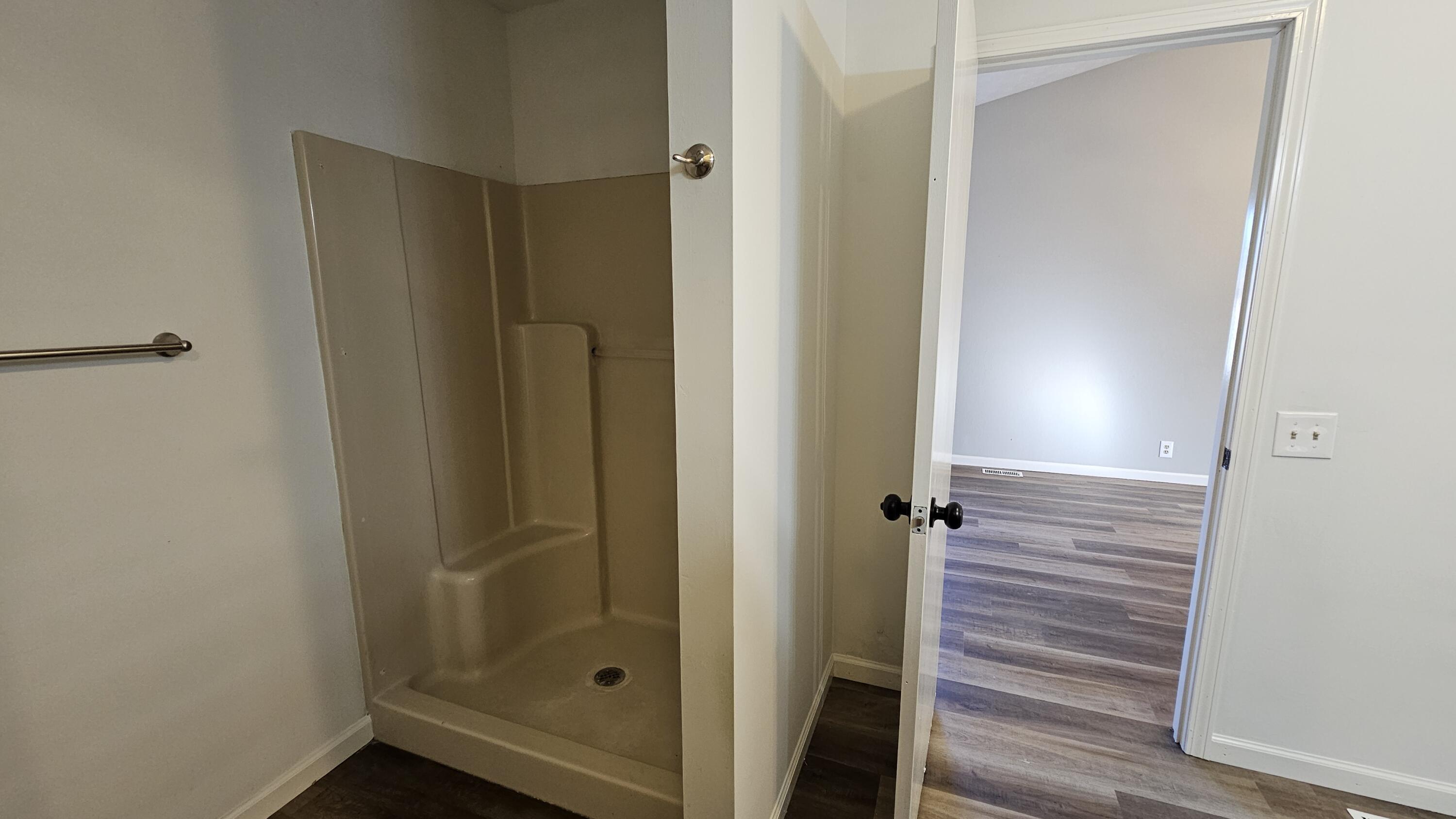 1200 North Hovis Street Property Photo 17