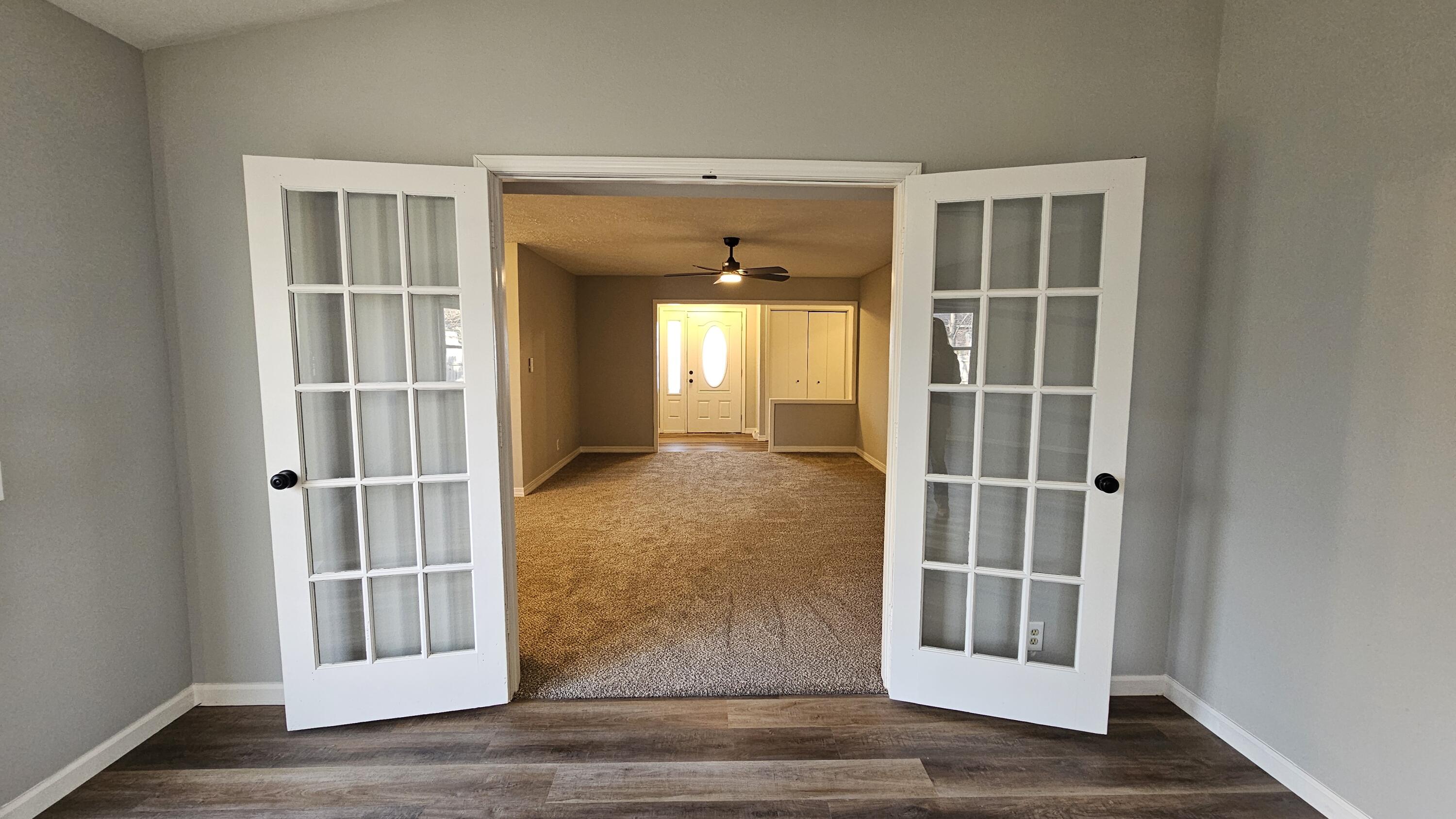 1200 North Hovis Street Property Photo 19