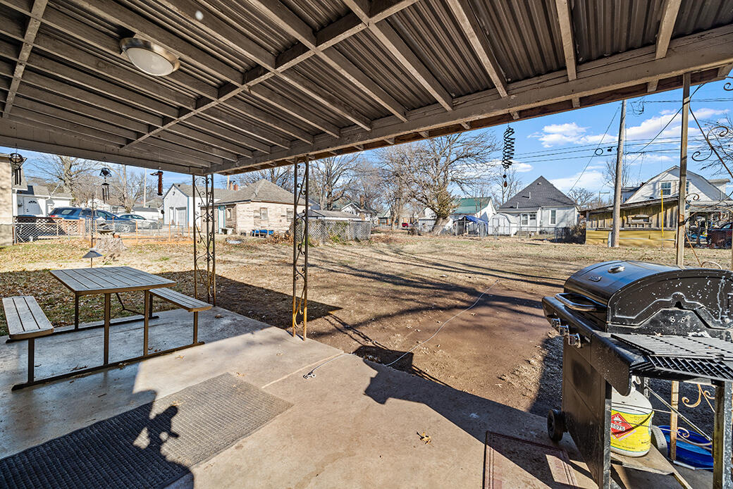 705 Euclid Avenue Property Photo 18