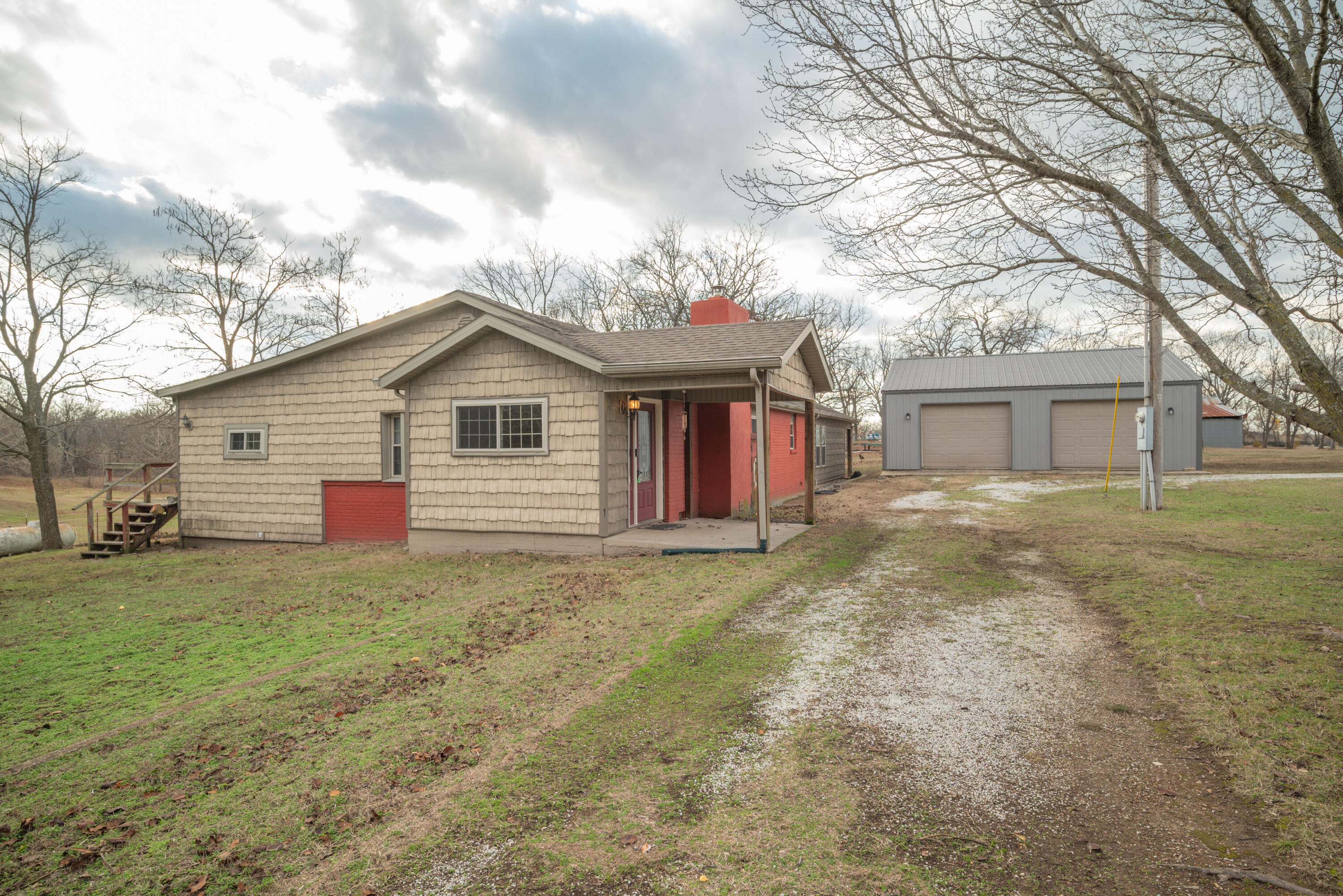 881 Lawhorn Road Property Photo 2