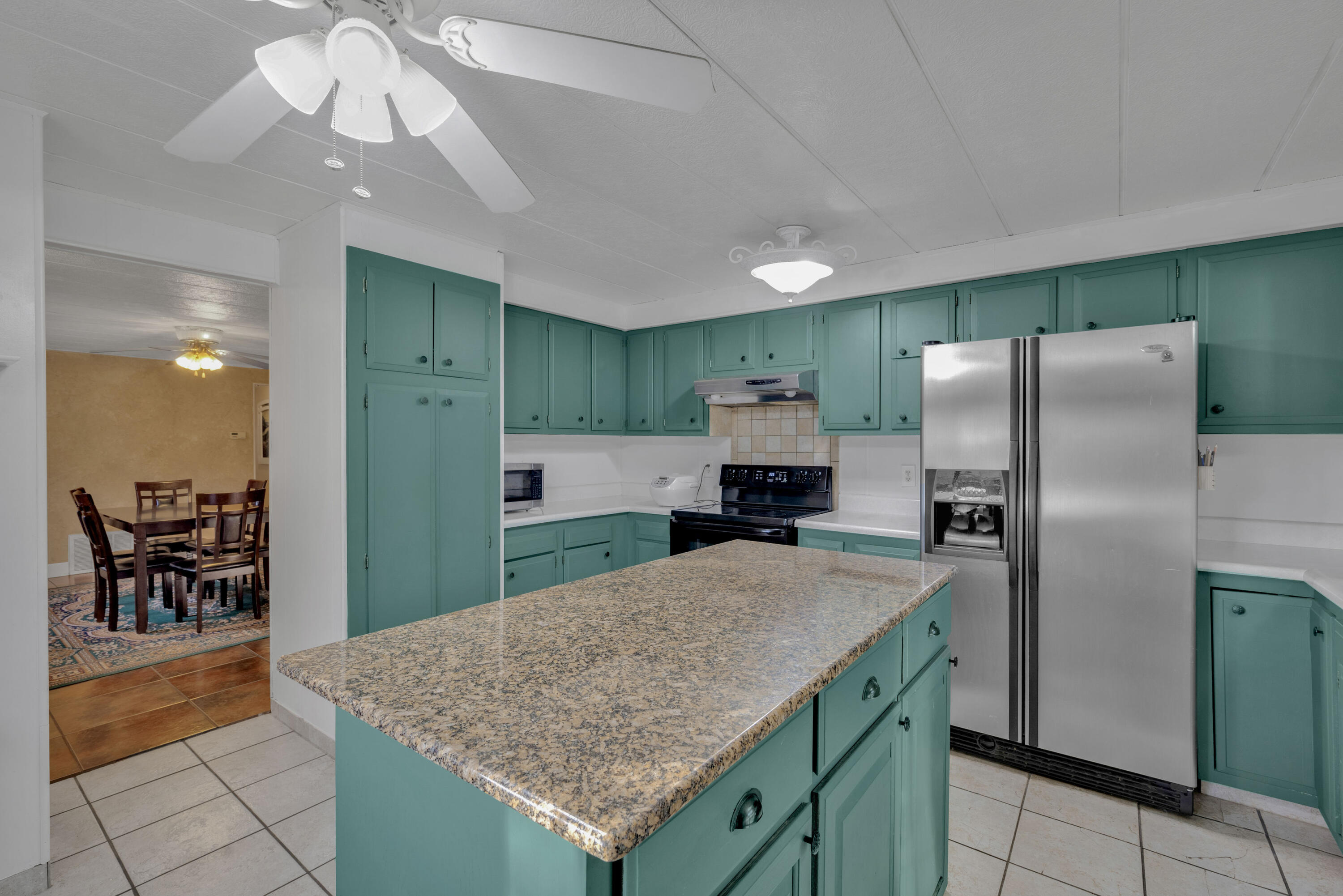 881 Lawhorn Road Property Photo 12