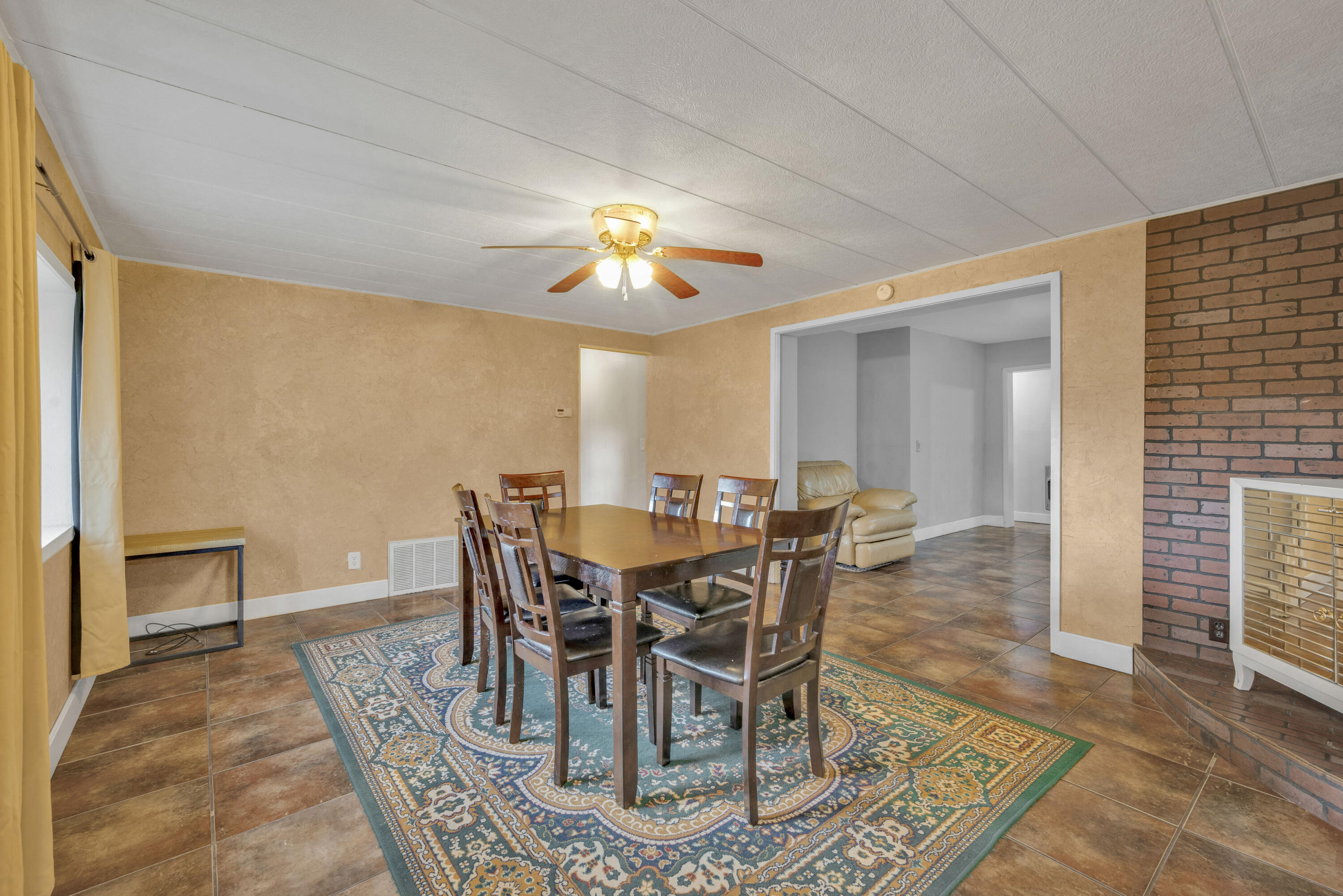881 Lawhorn Road Property Photo 16