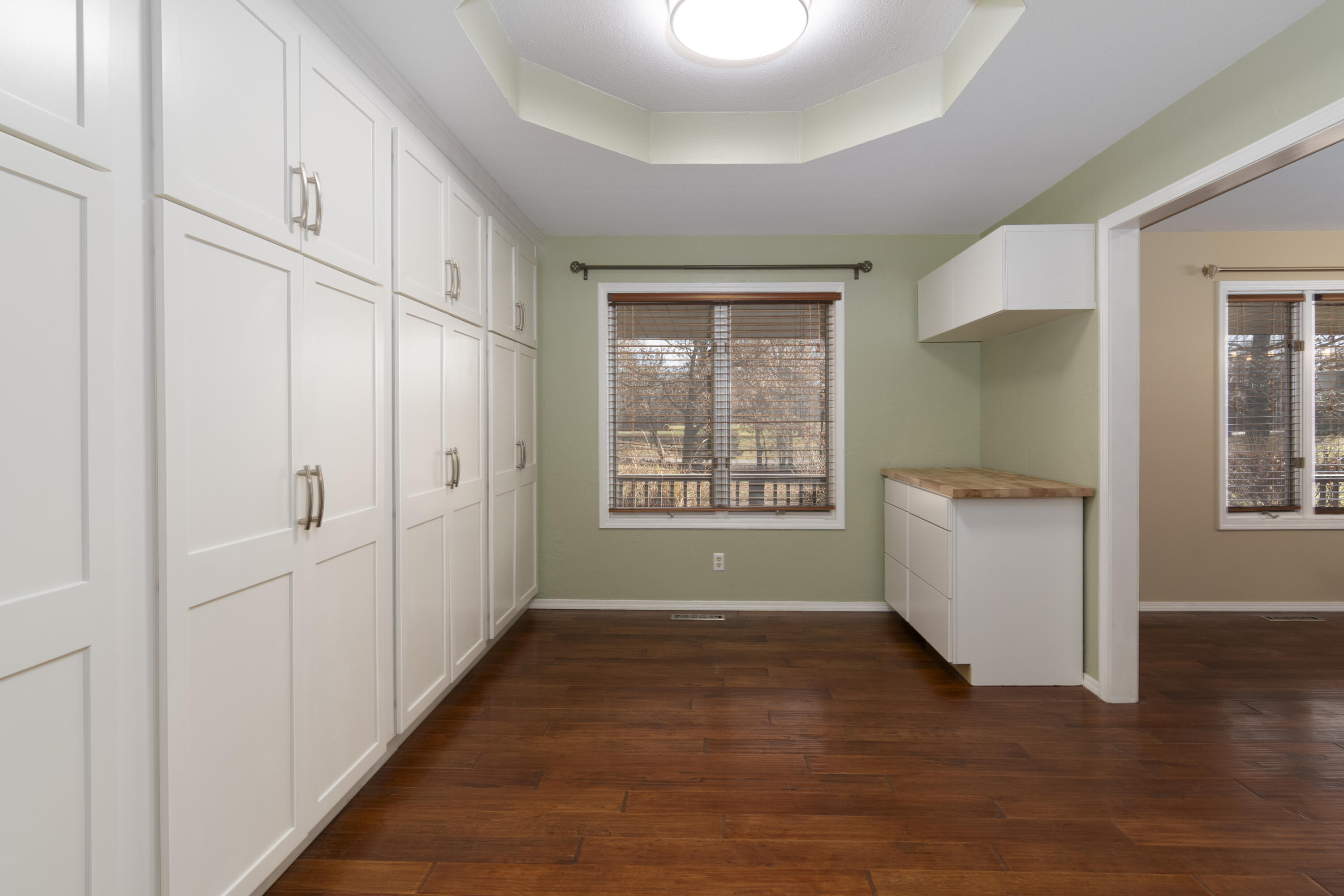 1012 West Monarch Drive Property Photo 11